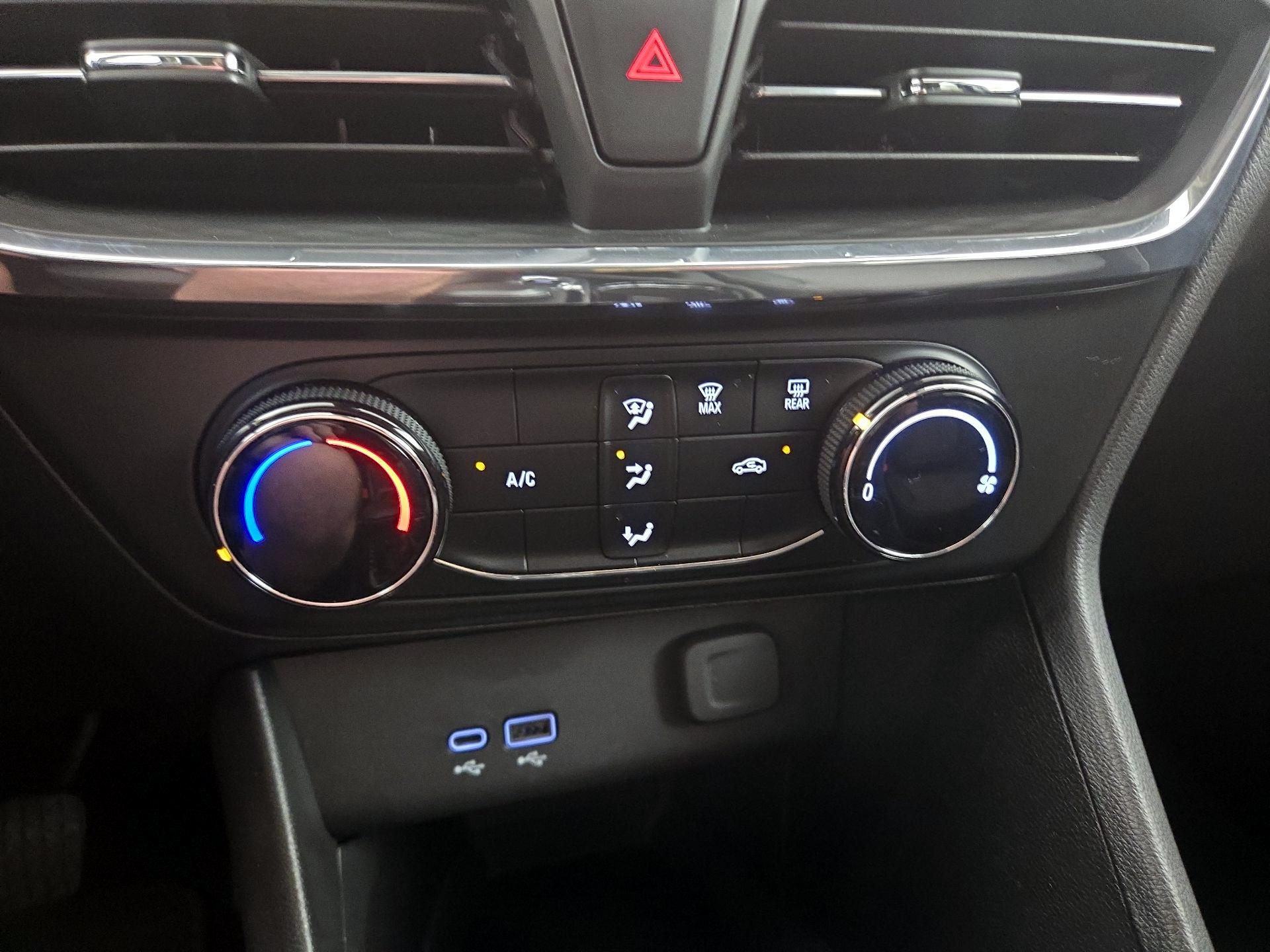 Thumbnail: 2025 Buick Encore GX - 16