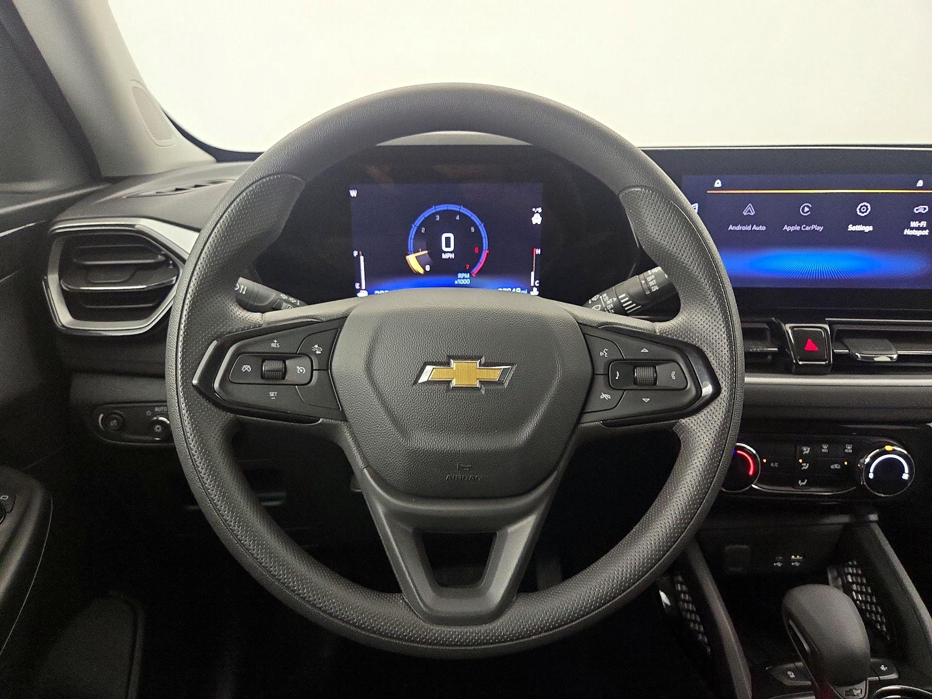 Thumbnail: 2025 Chevrolet TrailBlazer - 10