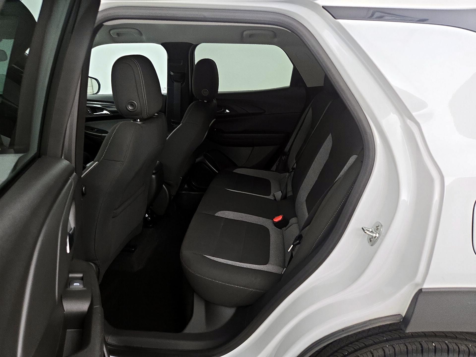 Thumbnail: 2025 Chevrolet TrailBlazer - 19