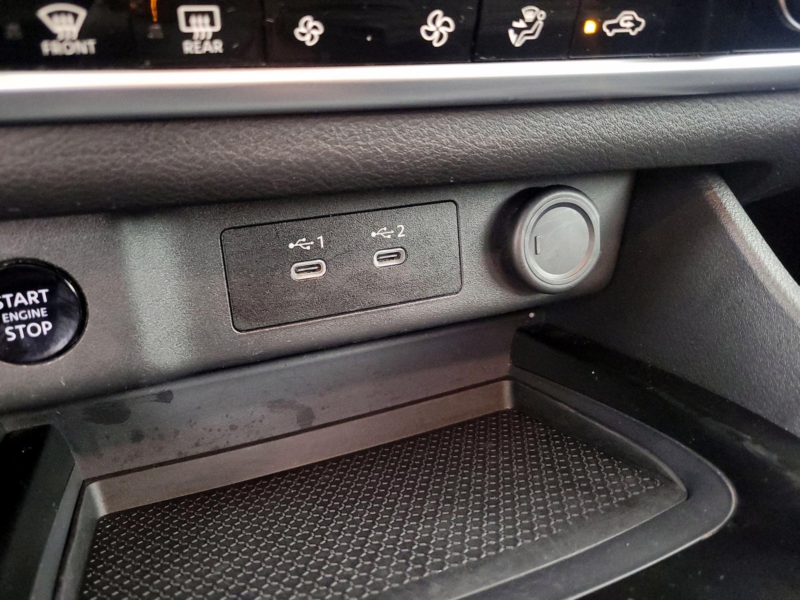 2025 Nissan Rogue SV - Photo 19