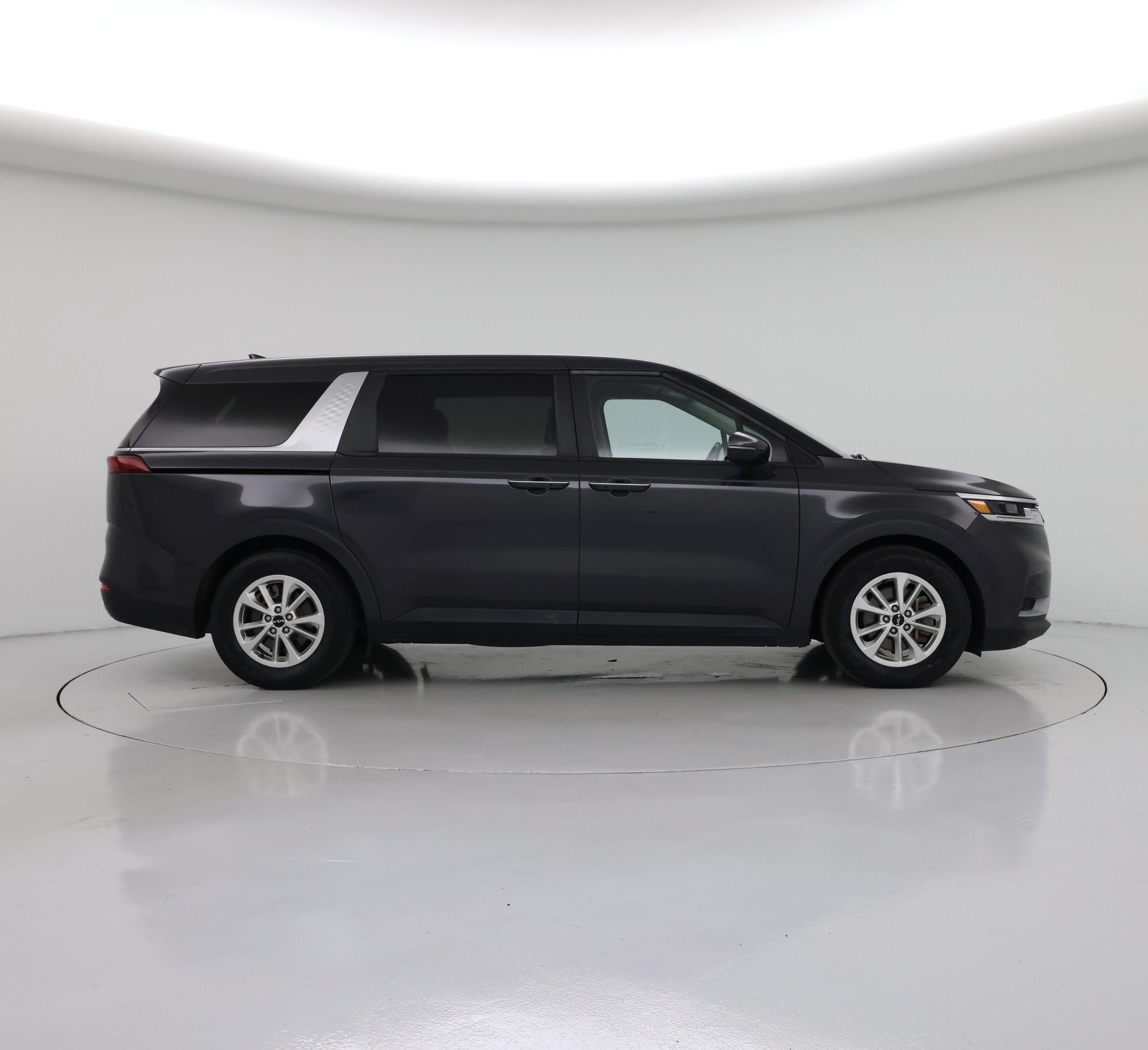 Thumbnail: 2022 Kia Carnival - 7