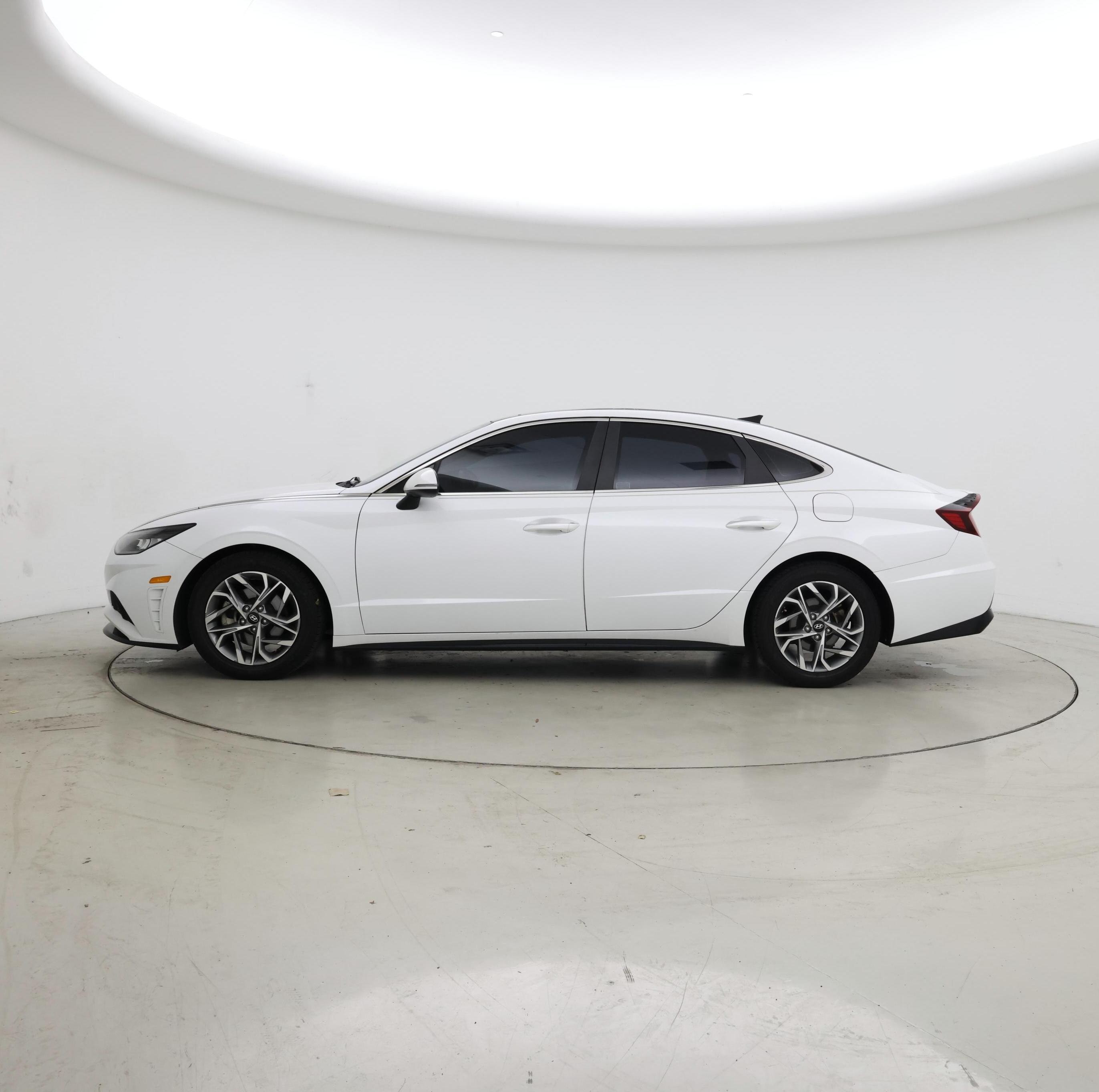 Thumbnail: 2020 Hyundai Sonata - 3