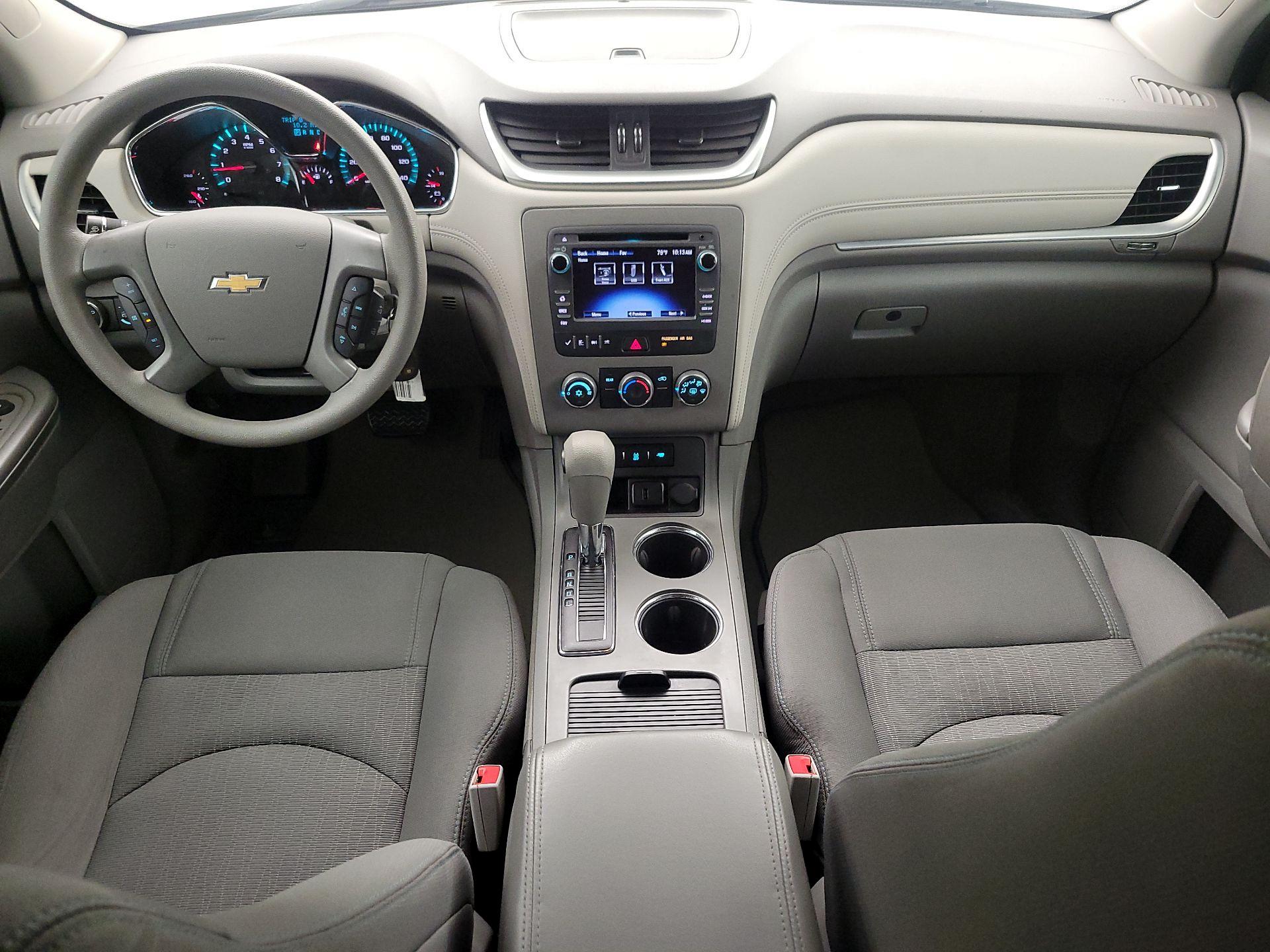 Thumbnail: 2017 Chevrolet Traverse - 9