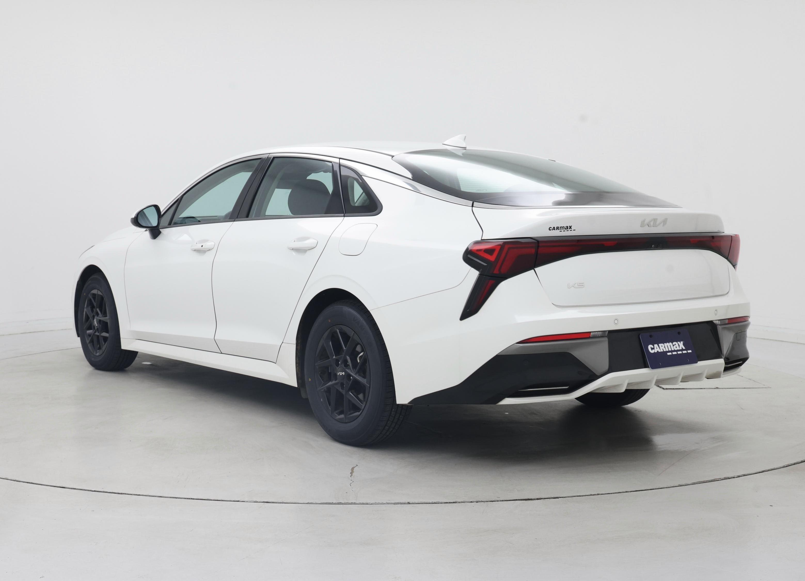 Thumbnail: 2025 Kia K5 - 2