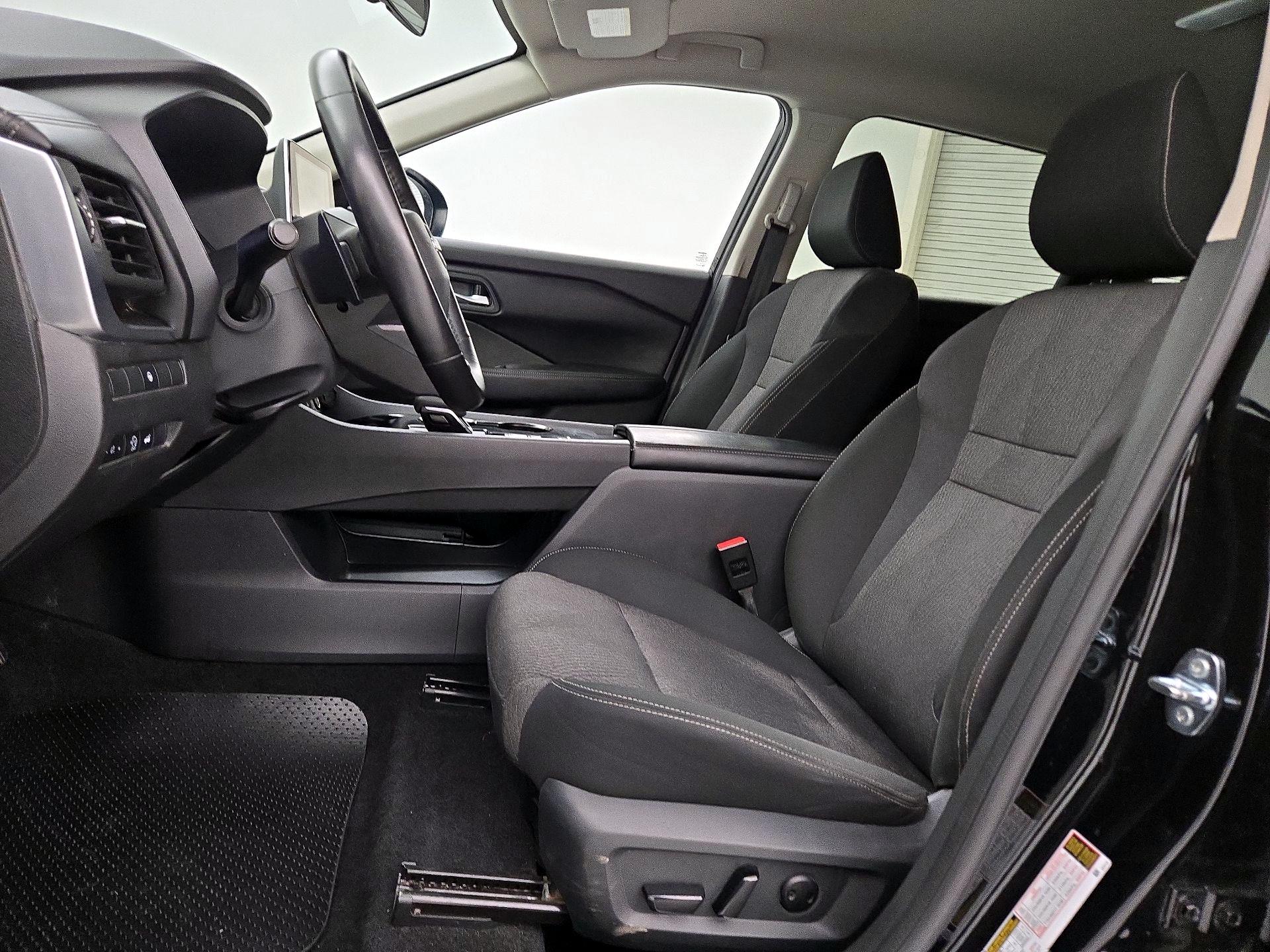 Thumbnail: 2025 Nissan Rogue - 11