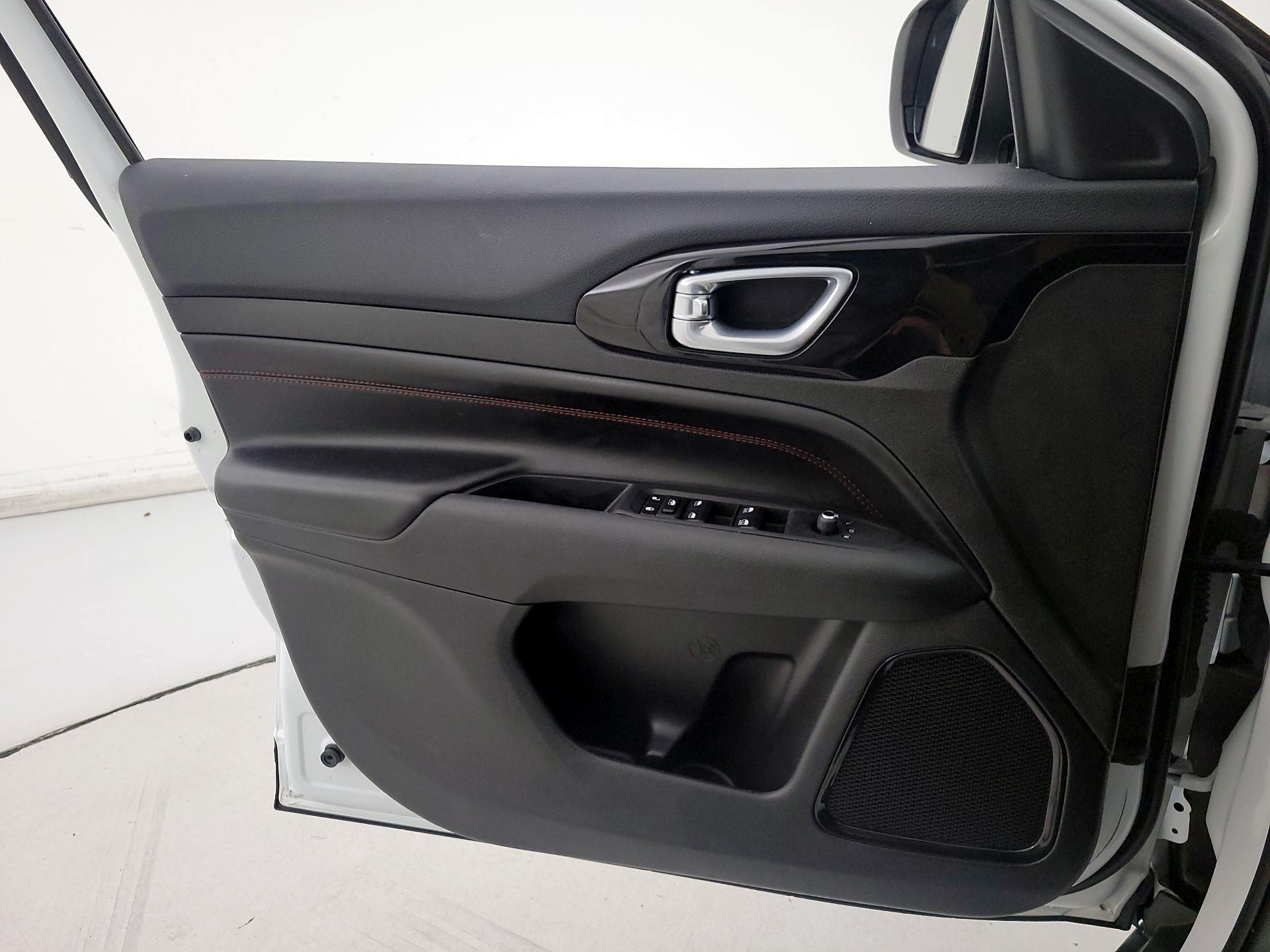 Thumbnail: 2025 Jeep Compass - 12