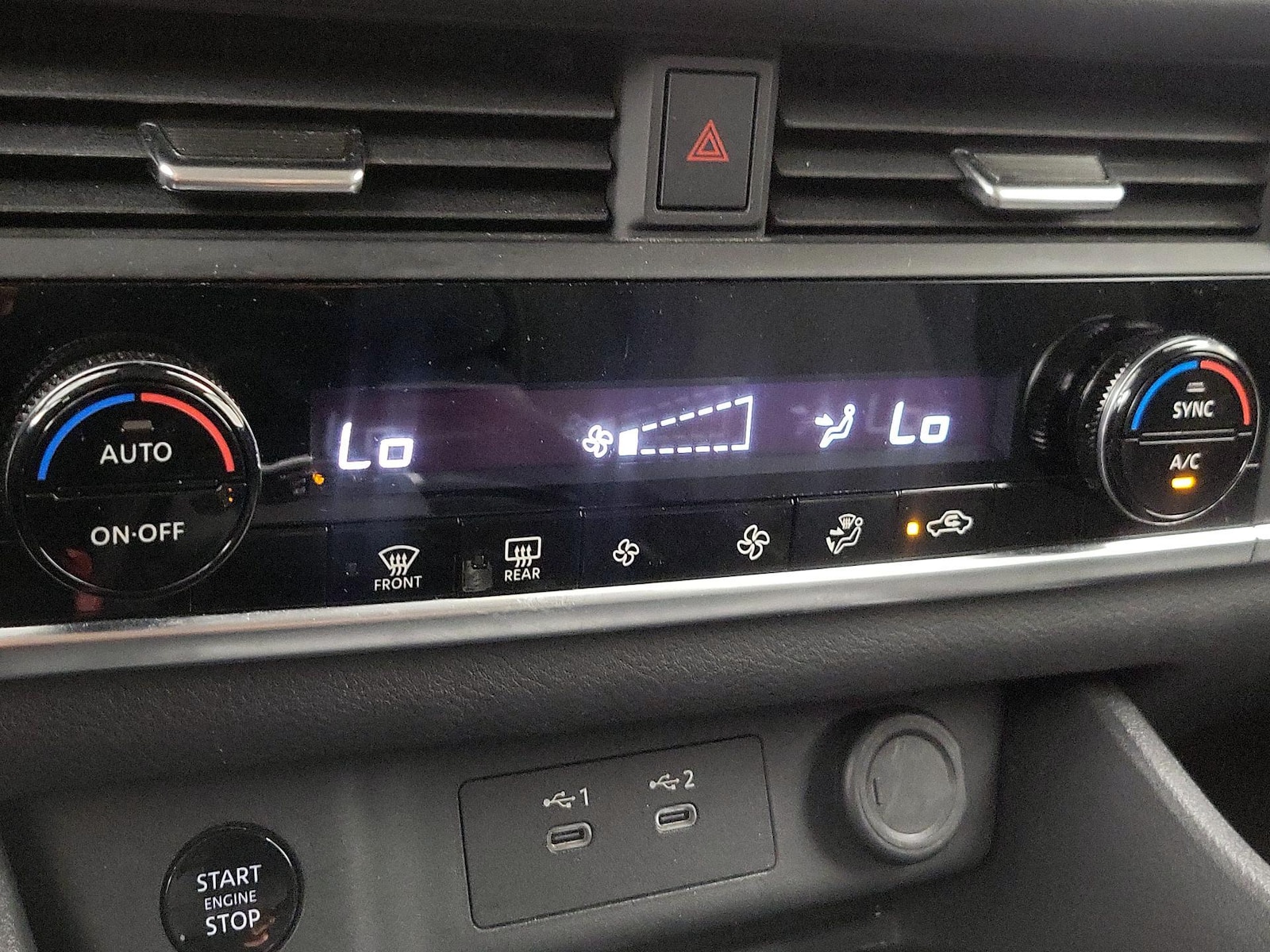 2025 Nissan Rogue SV - Photo 17