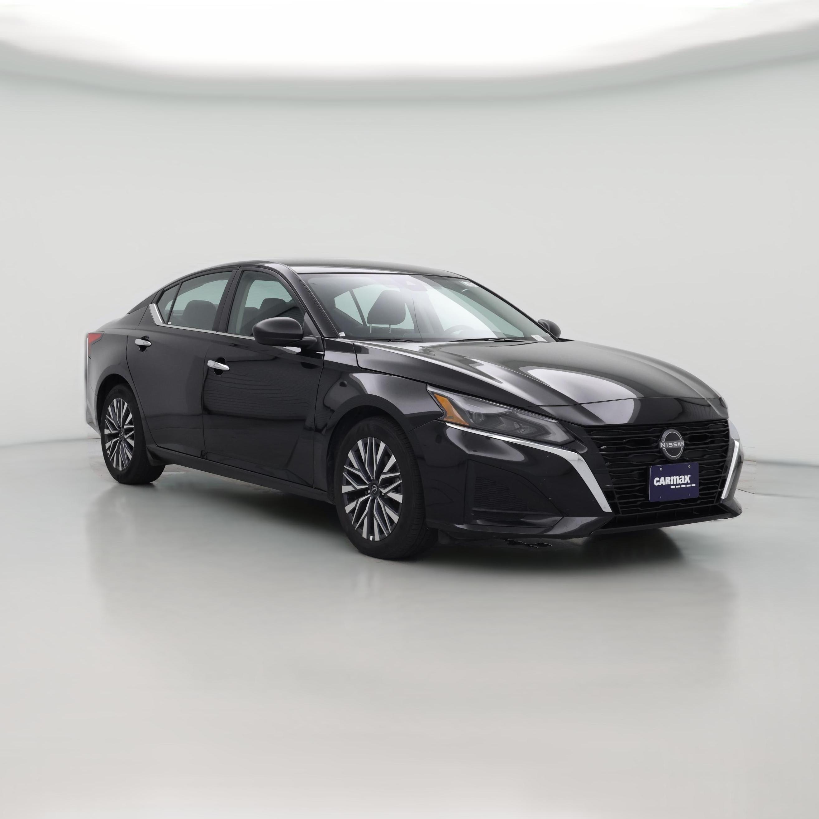 Thumbnail: 2025 Nissan Altima - 1