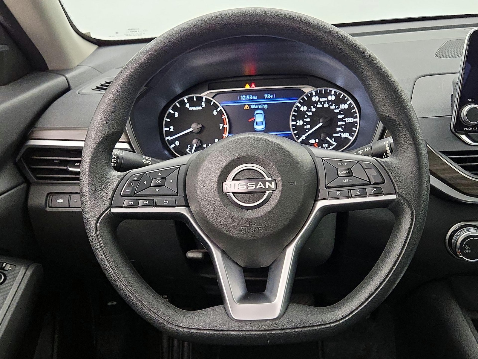 2025 Nissan Altima SV - Photo 11
