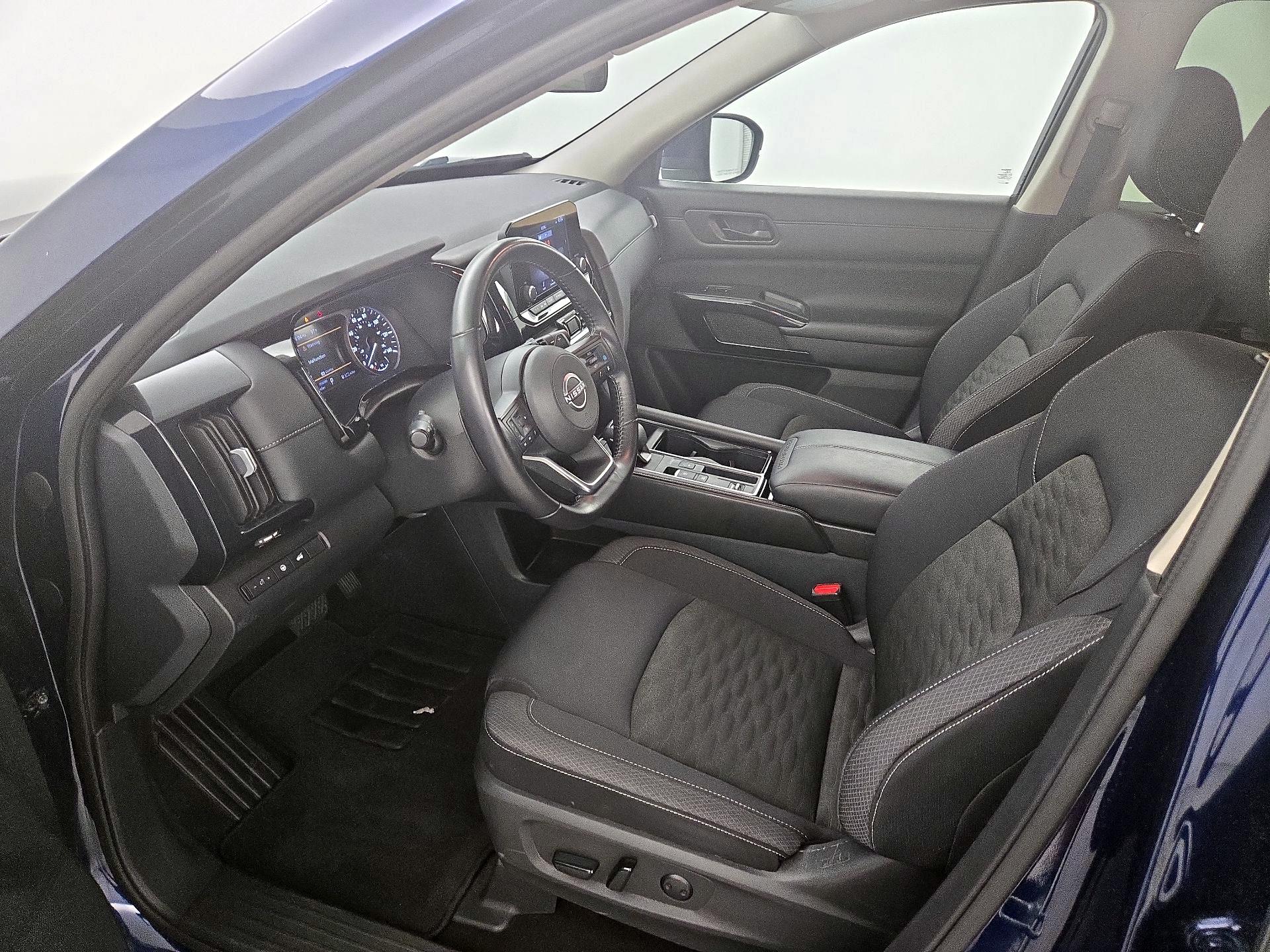 Thumbnail: 2025 Nissan Pathfinder - 11
