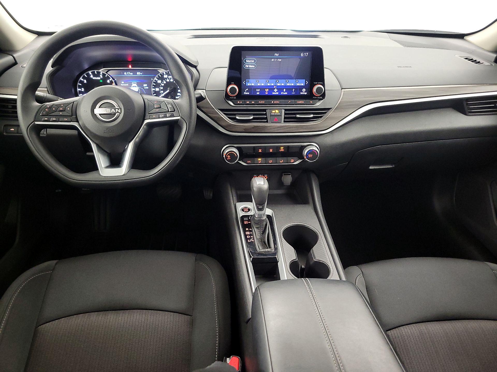 Thumbnail: 2025 Nissan Altima - 9