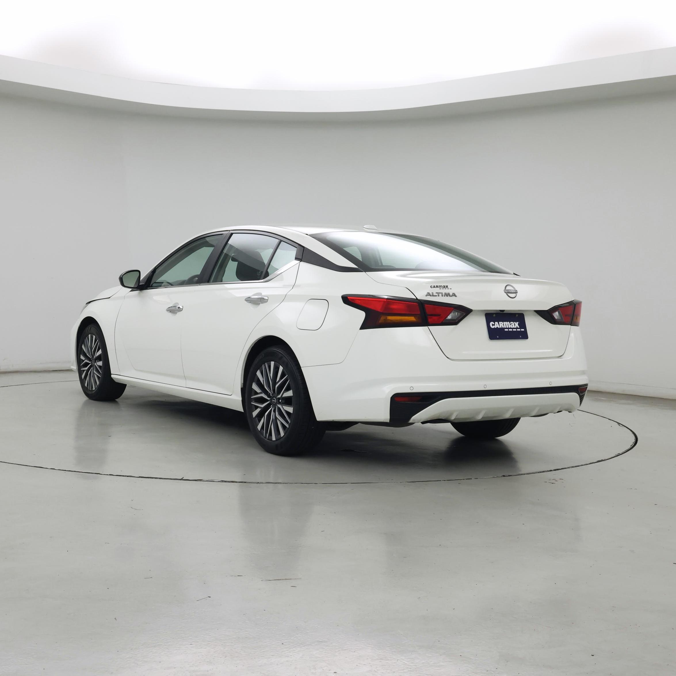 Thumbnail: 2025 Nissan Altima - 2