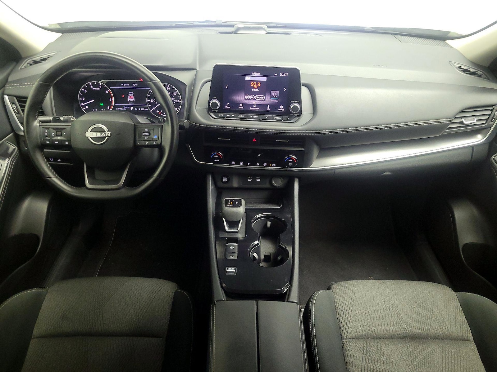2025 Nissan Rogue SV - Photo 10