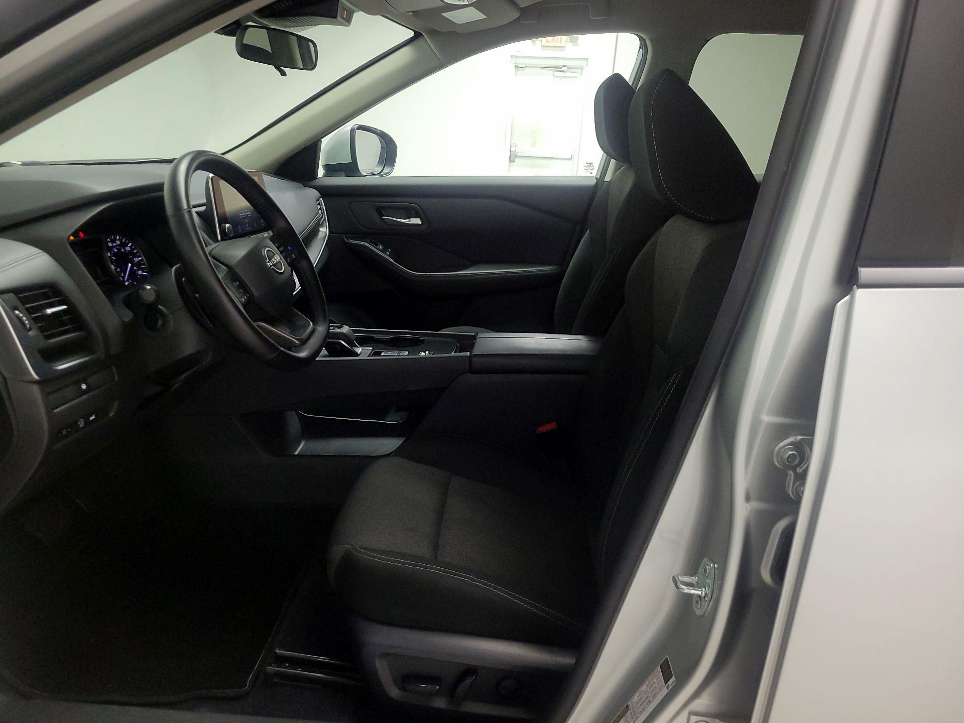 Thumbnail: 2025 Nissan Rogue - 11