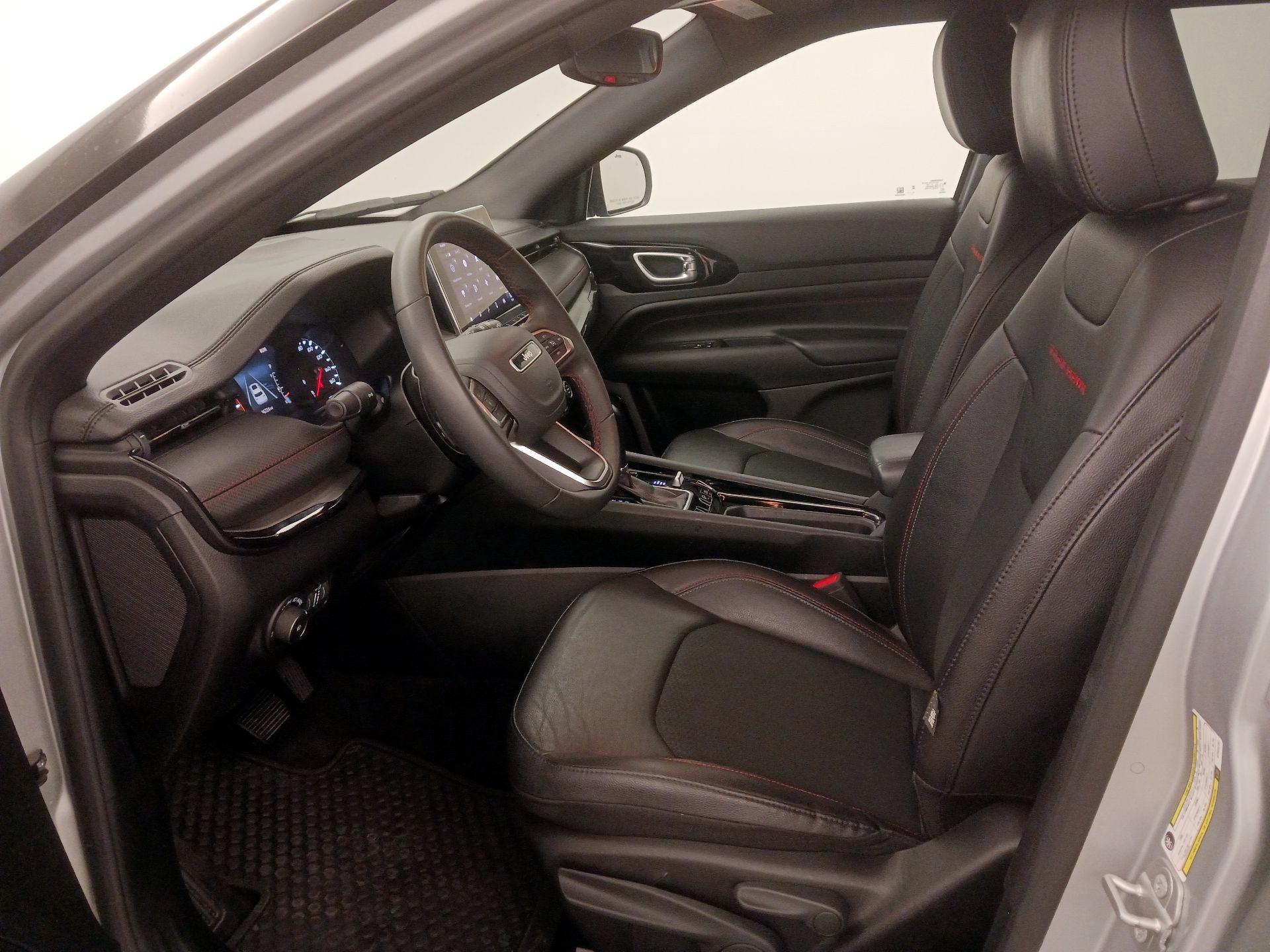 Thumbnail: 2025 Jeep Compass - 11