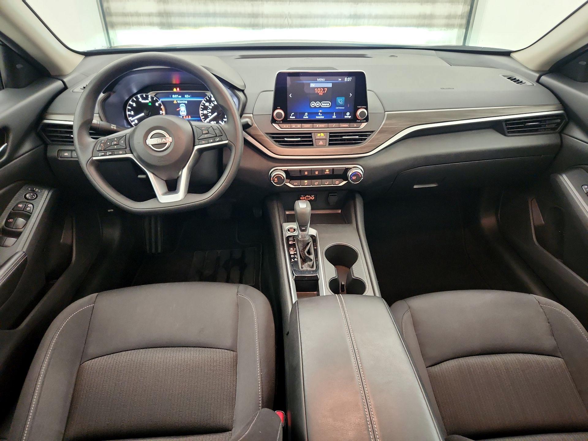 Thumbnail: 2025 Nissan Altima - 9