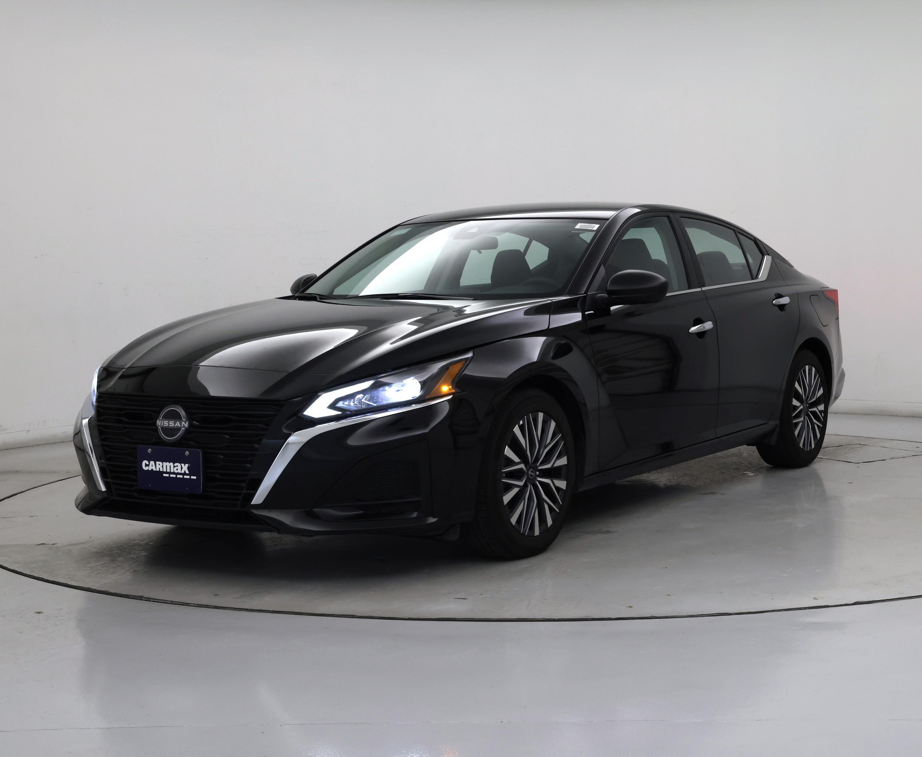 Thumbnail: 2025 Nissan Altima - 4