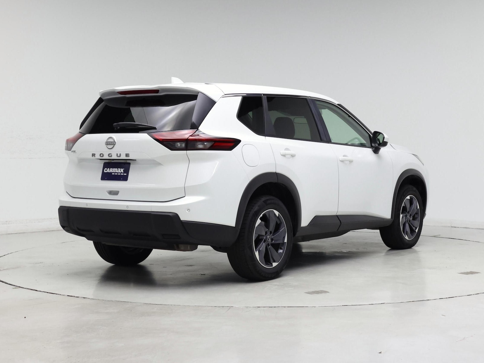 2025 Nissan Rogue SV - Photo 9