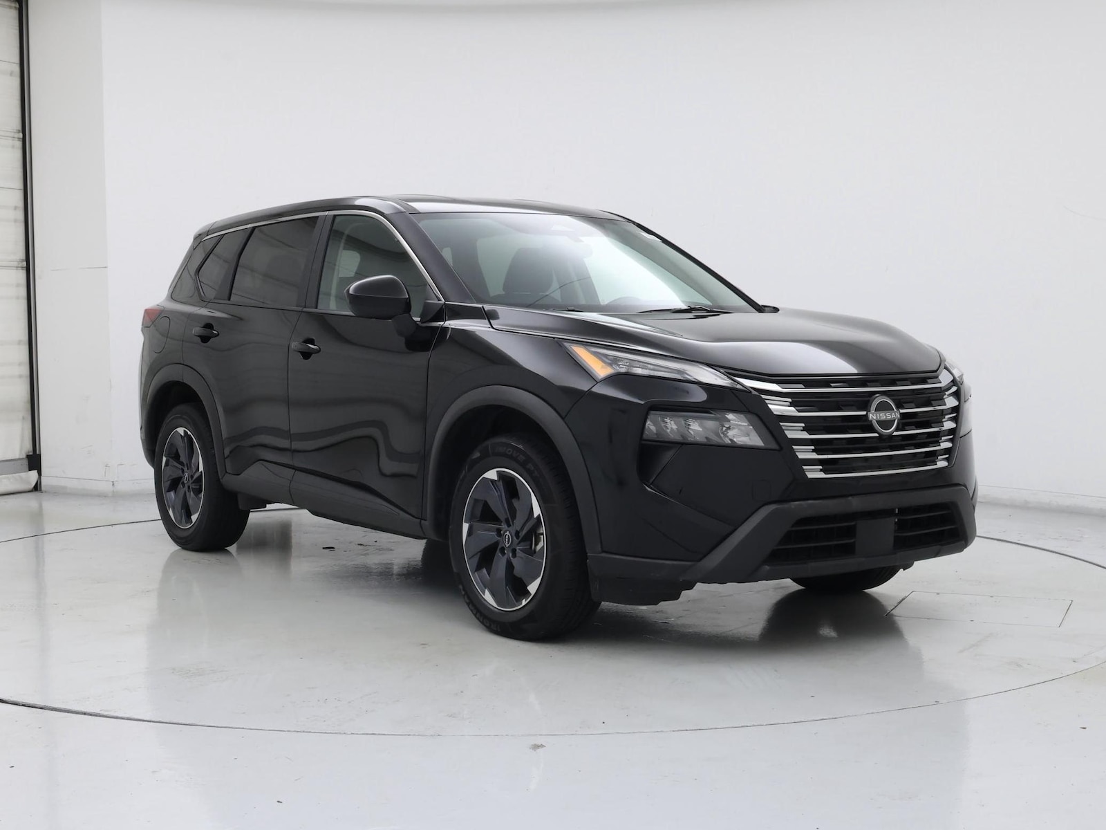 2025 Nissan Rogue SV - Photo 2