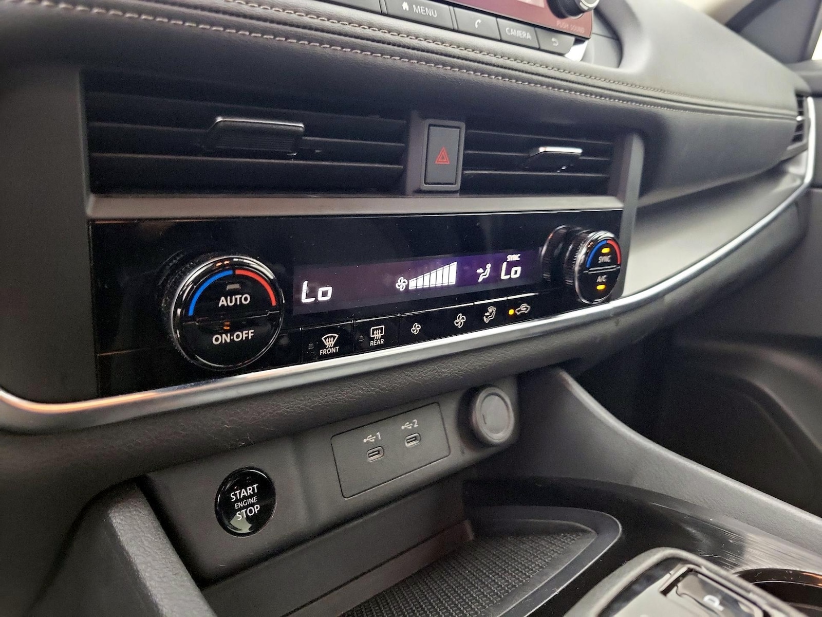 2025 Nissan Rogue SV - Photo 17