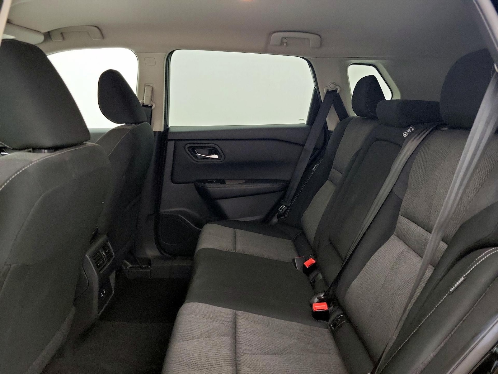 2025 Nissan Rogue SV - Photo 20