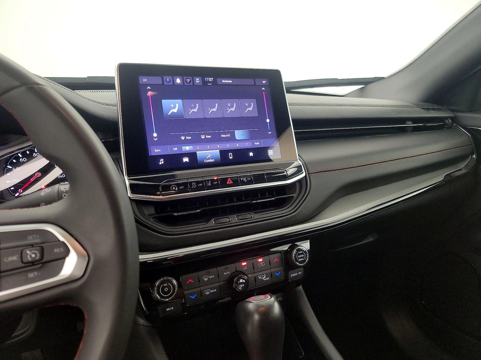 2025 Jeep Compass Trailhawk - Photo 17