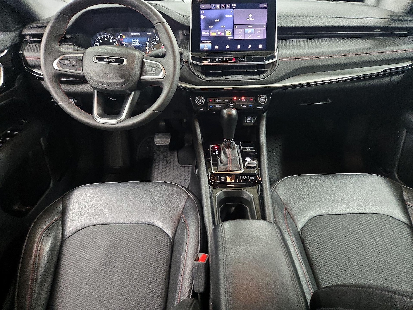 2025 Jeep Compass Trailhawk - Photo 10