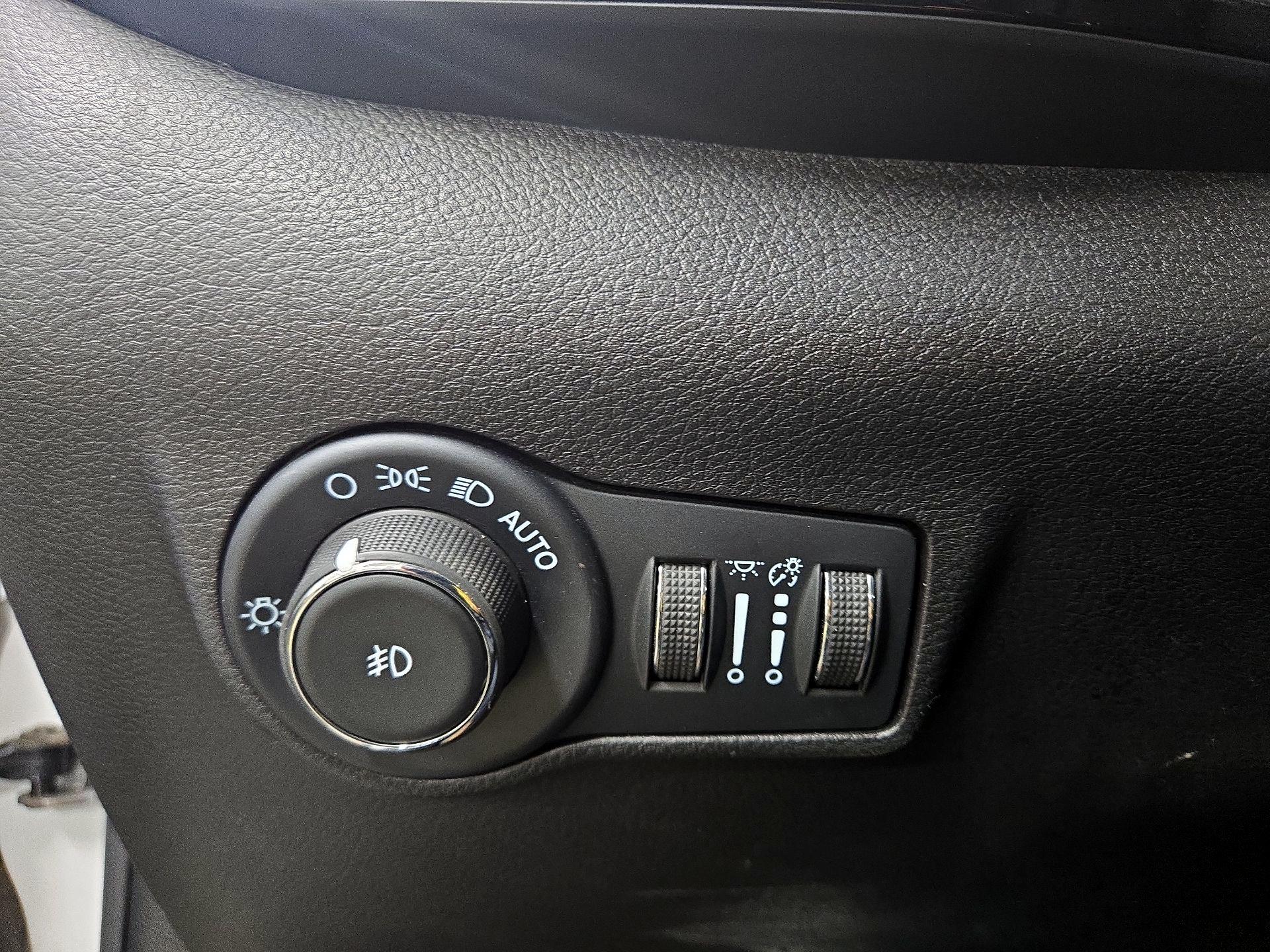 Thumbnail: 2025 Jeep Compass - 13