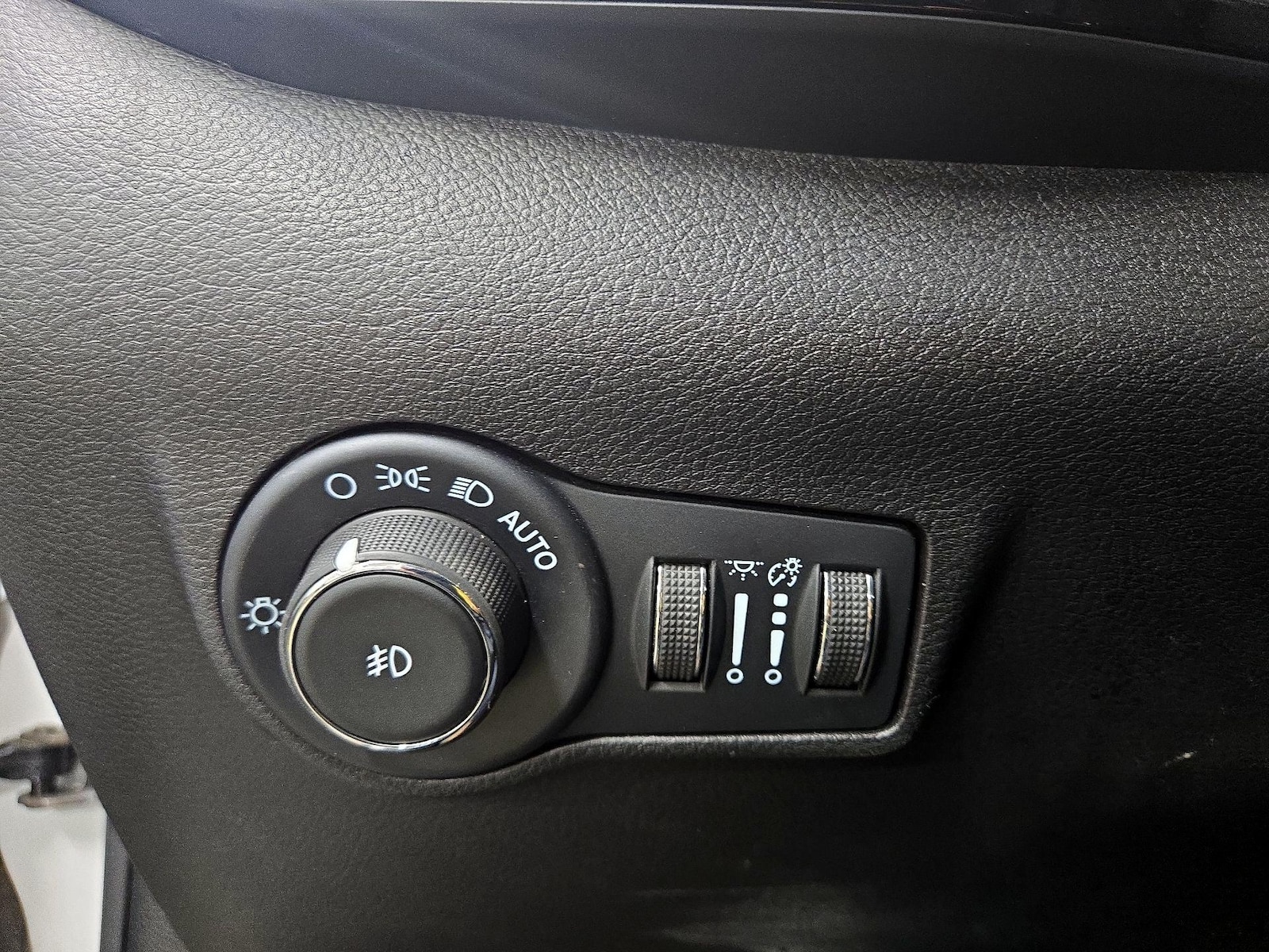2025 Jeep Compass Trailhawk - Photo 14