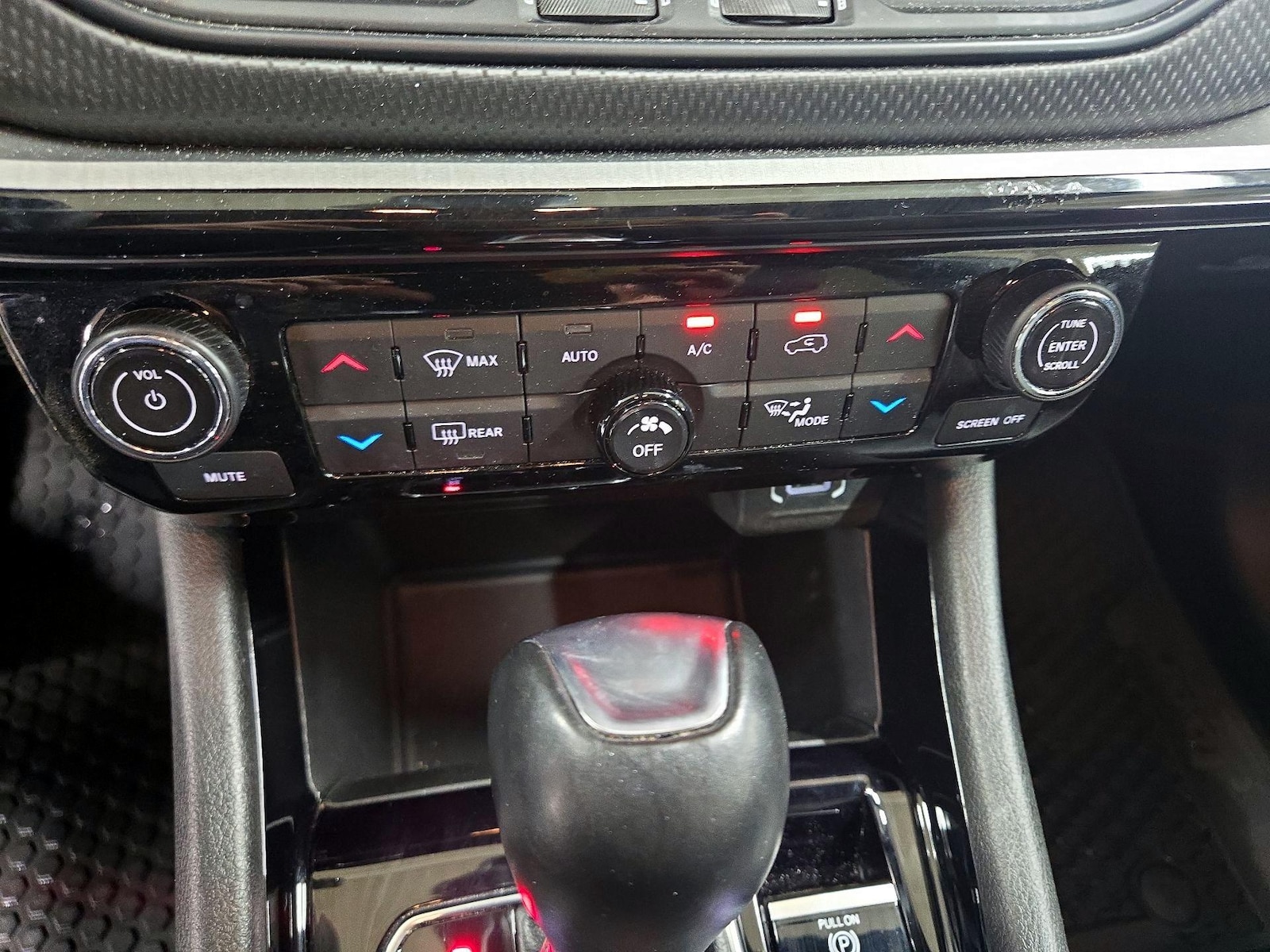 2025 Jeep Compass Trailhawk - Photo 17