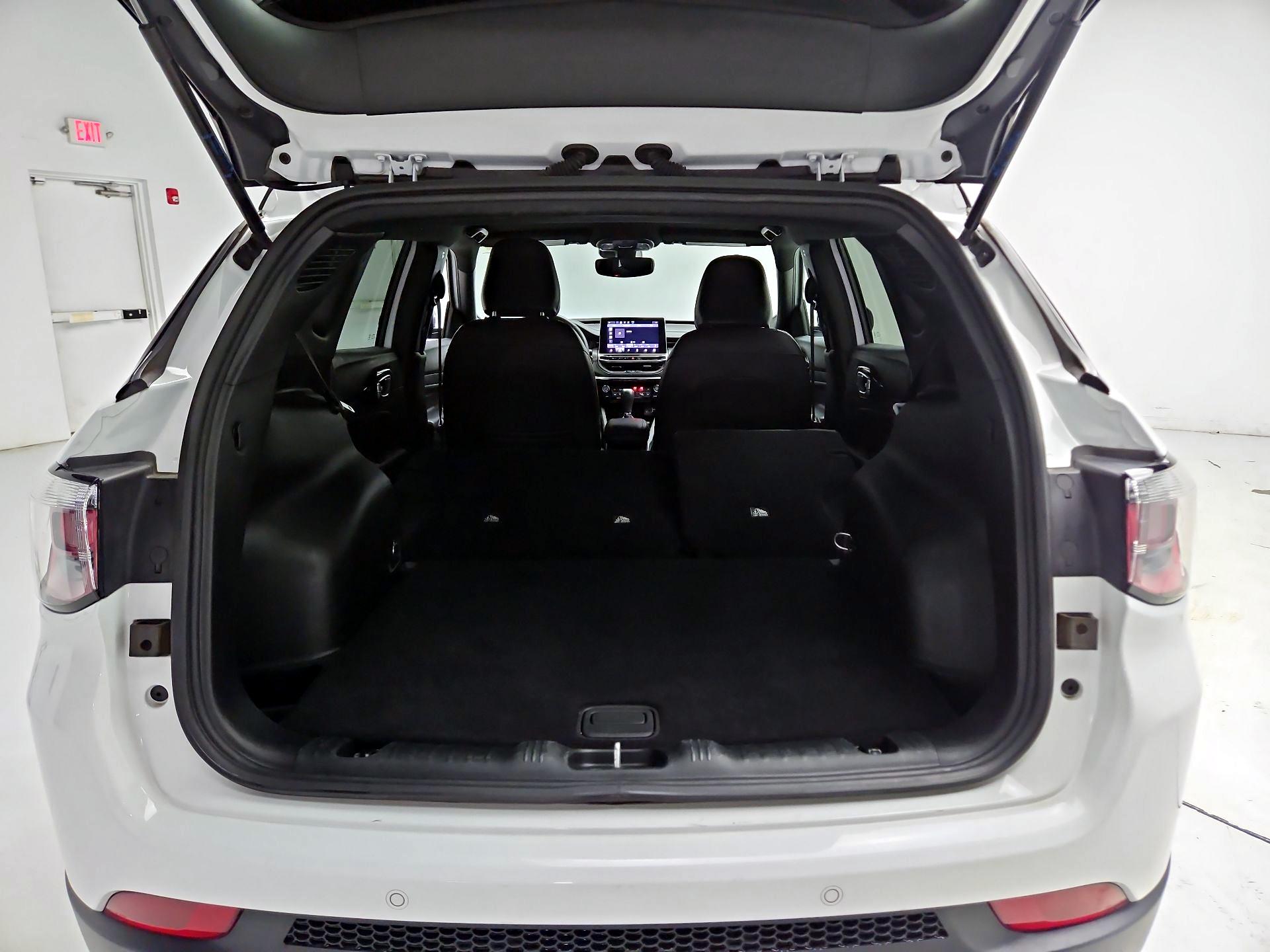 Thumbnail: 2025 Jeep Compass - 19