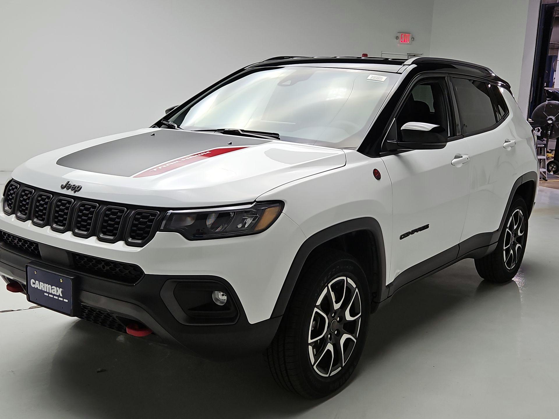 Thumbnail: 2025 Jeep Compass - 3