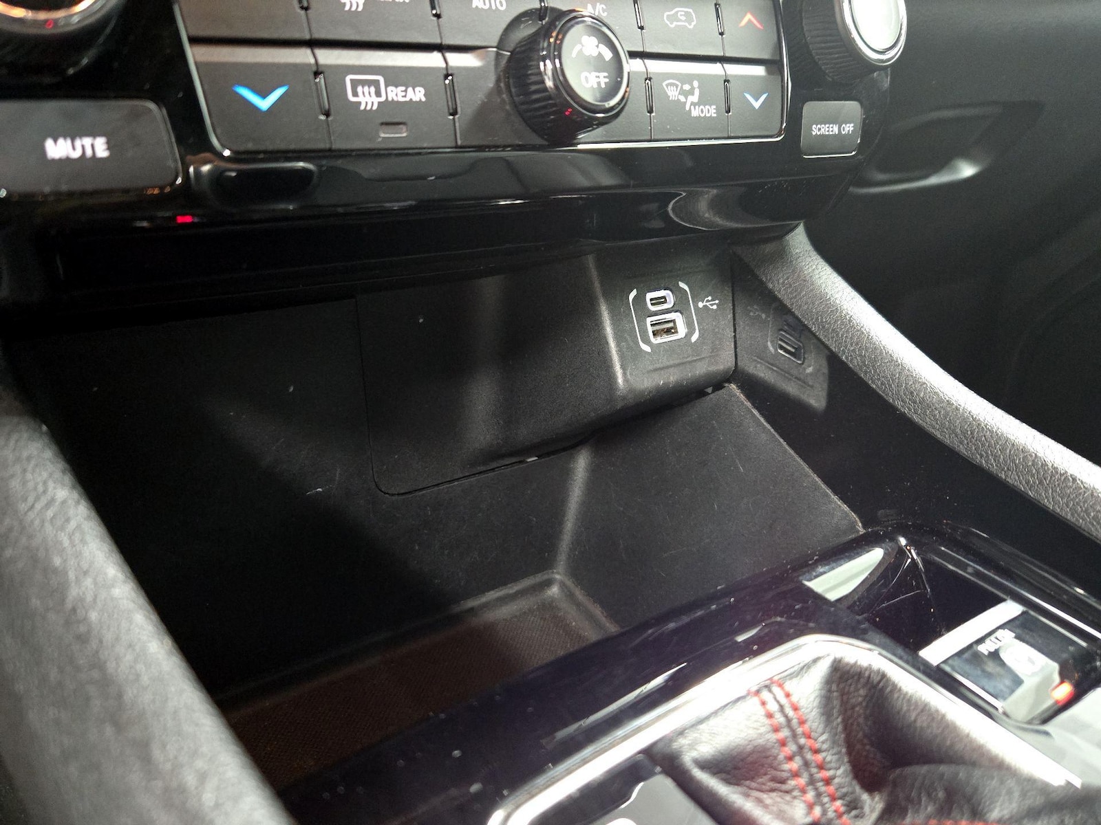 2025 Jeep Compass Trailhawk - Photo 19