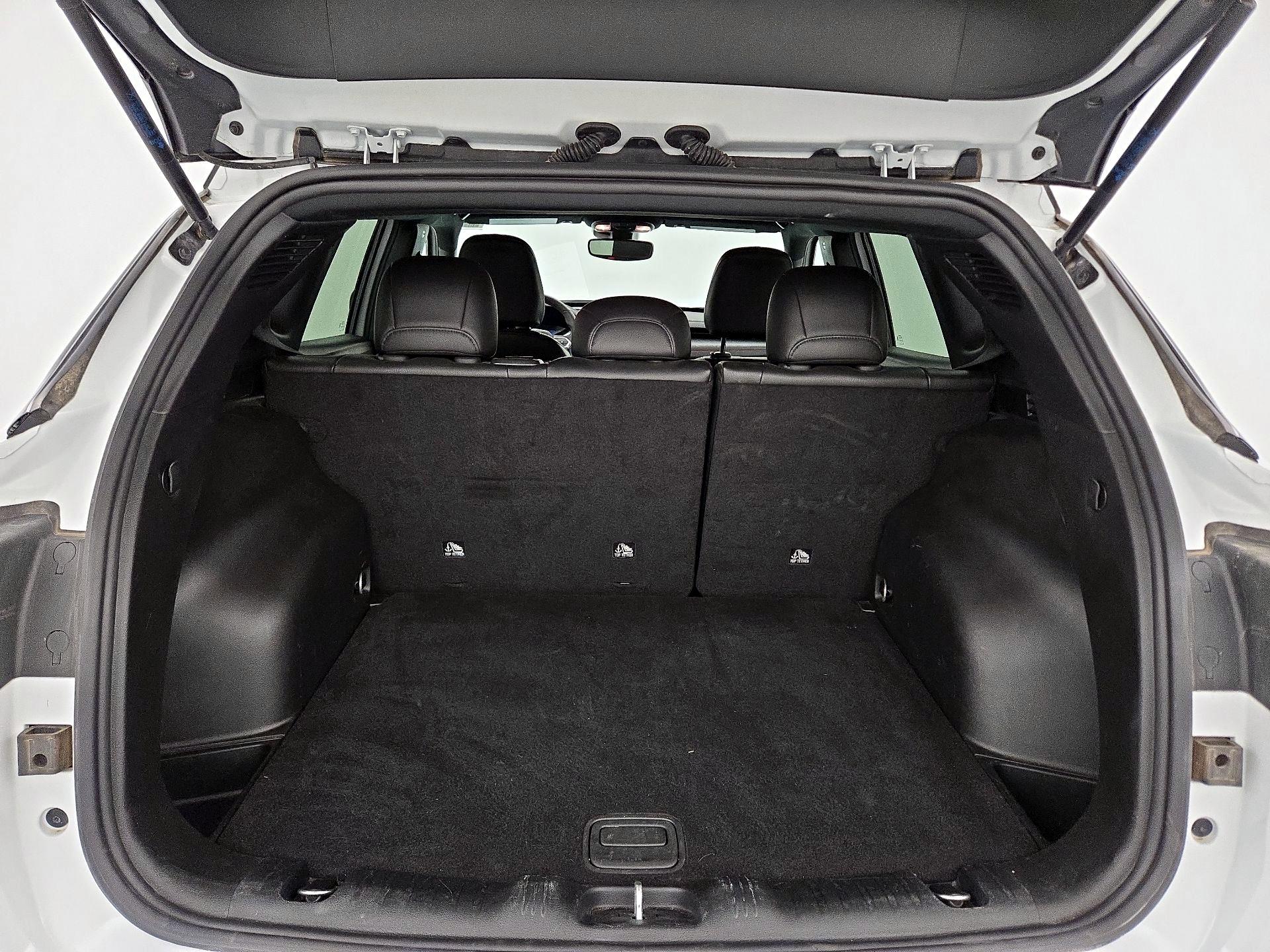 Thumbnail: 2025 Jeep Compass - 20