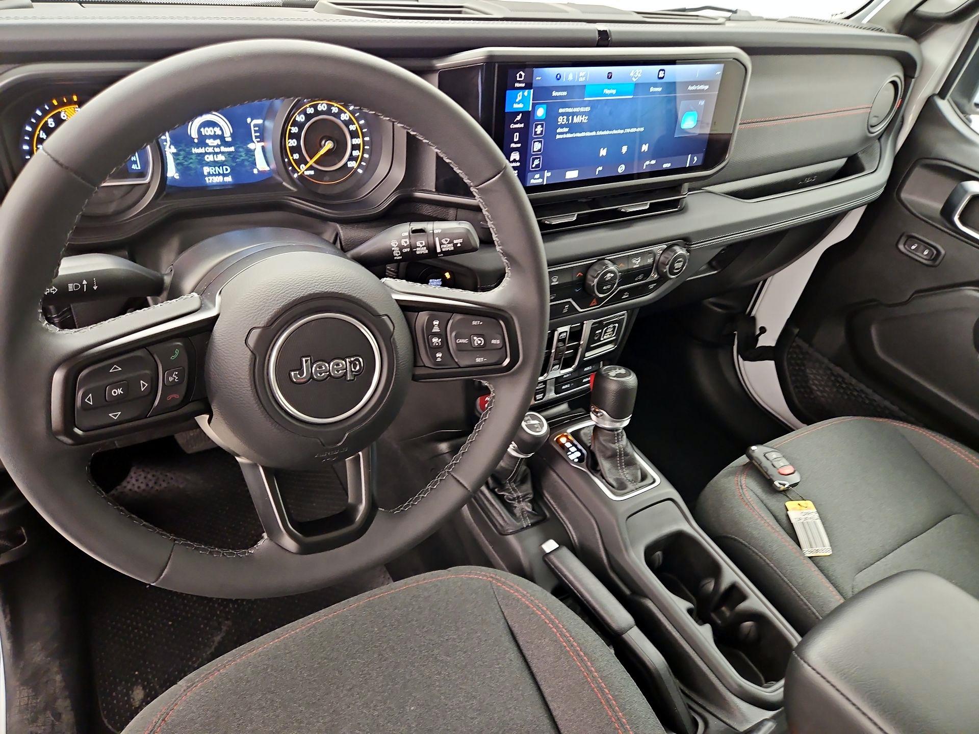 Thumbnail: 2025 Jeep Wrangler - 9