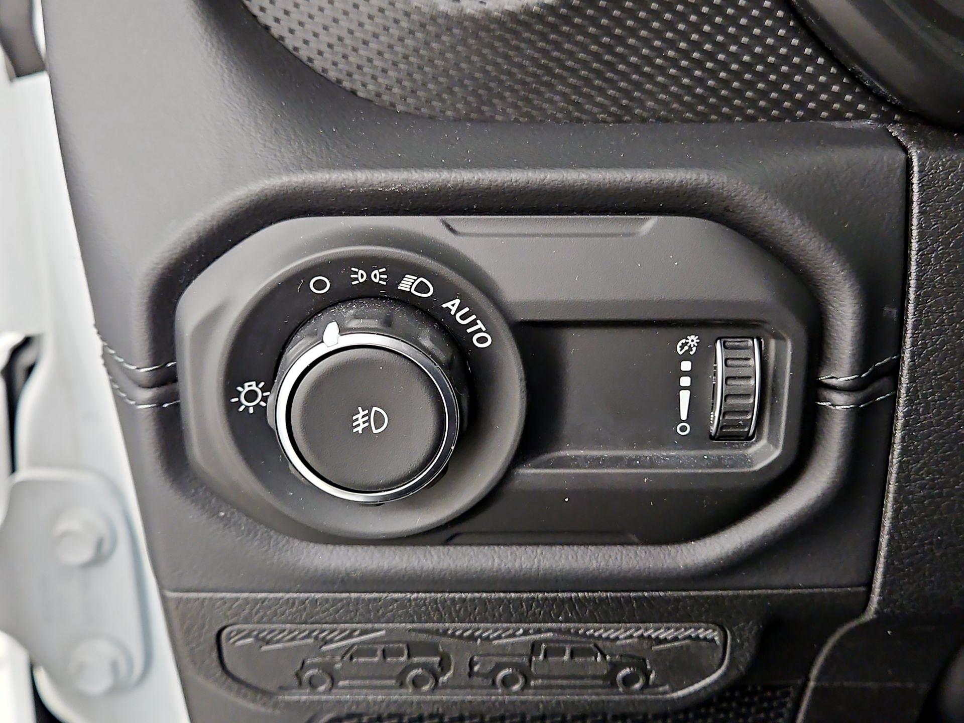 Thumbnail: 2025 Jeep Wrangler - 13