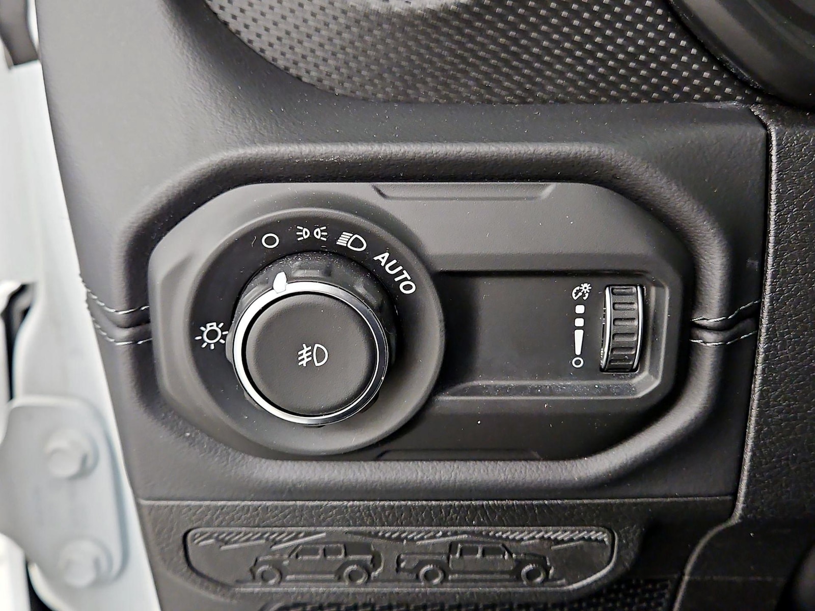 2025 Jeep Wrangler 4-Door Rubicon - Photo 14