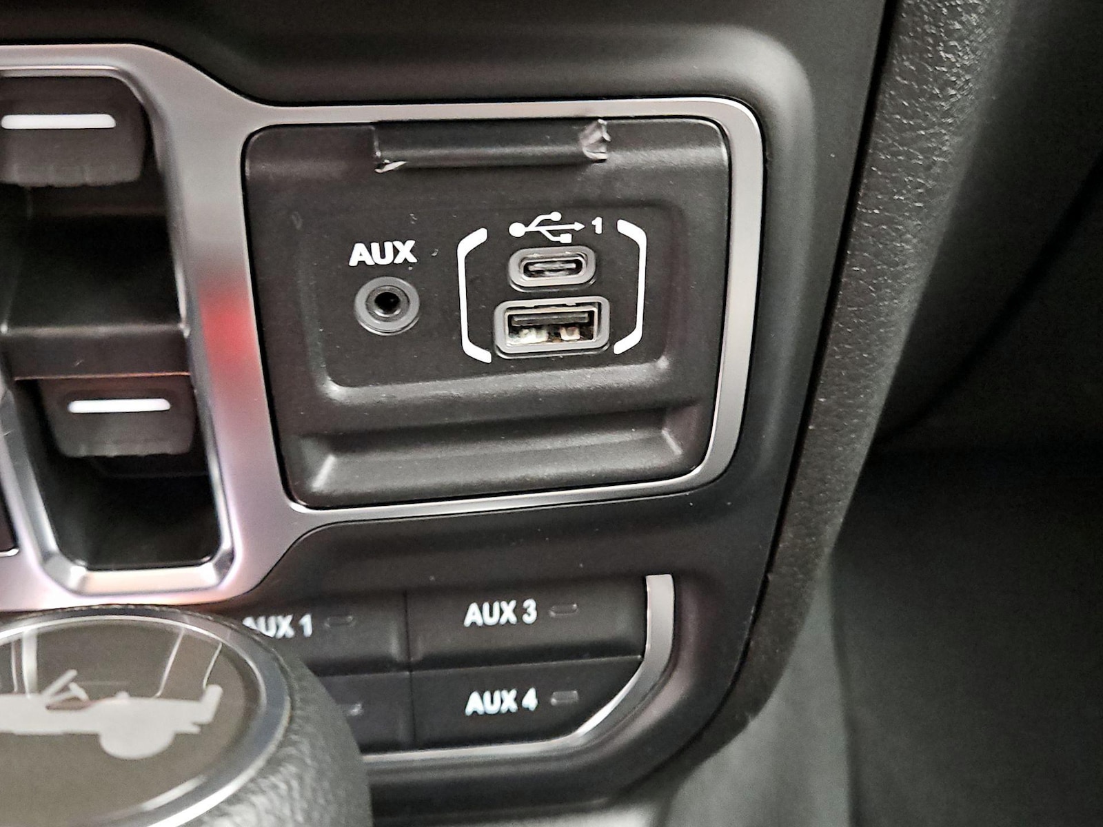 2025 Jeep Wrangler 4-Door Rubicon - Photo 19
