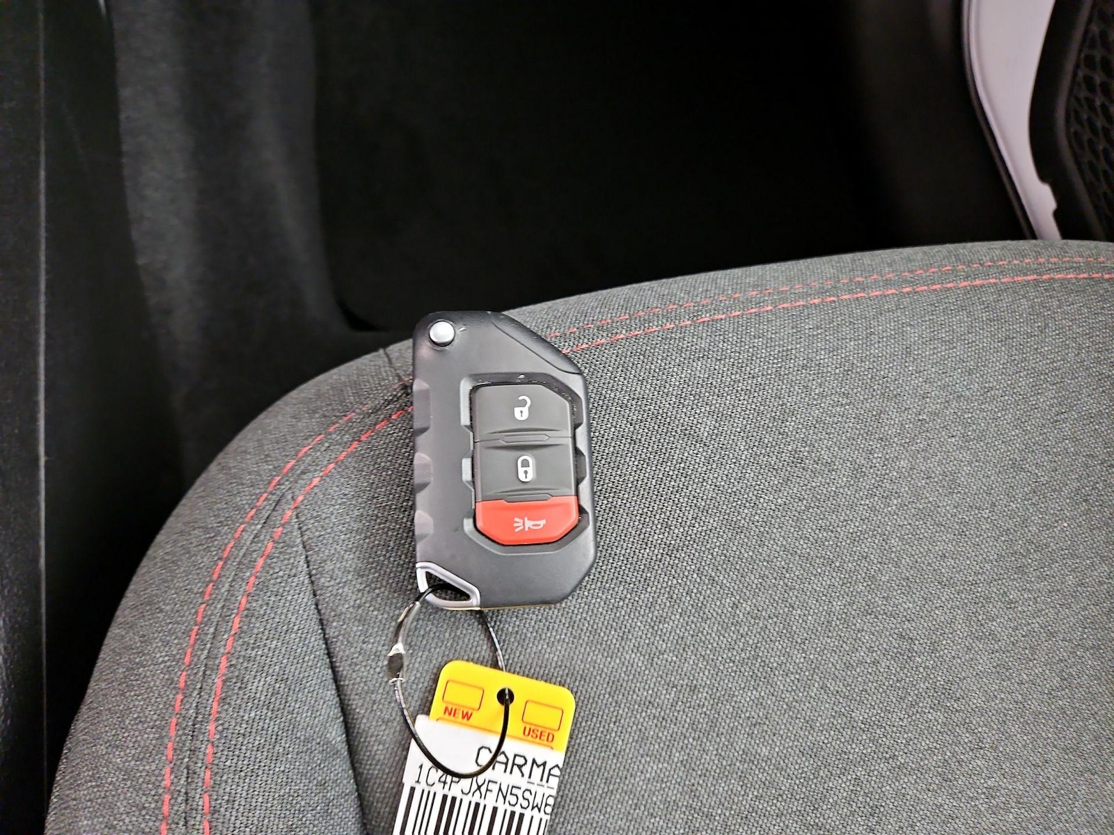 2025 Jeep Wrangler 4-Door Rubicon - Photo 23