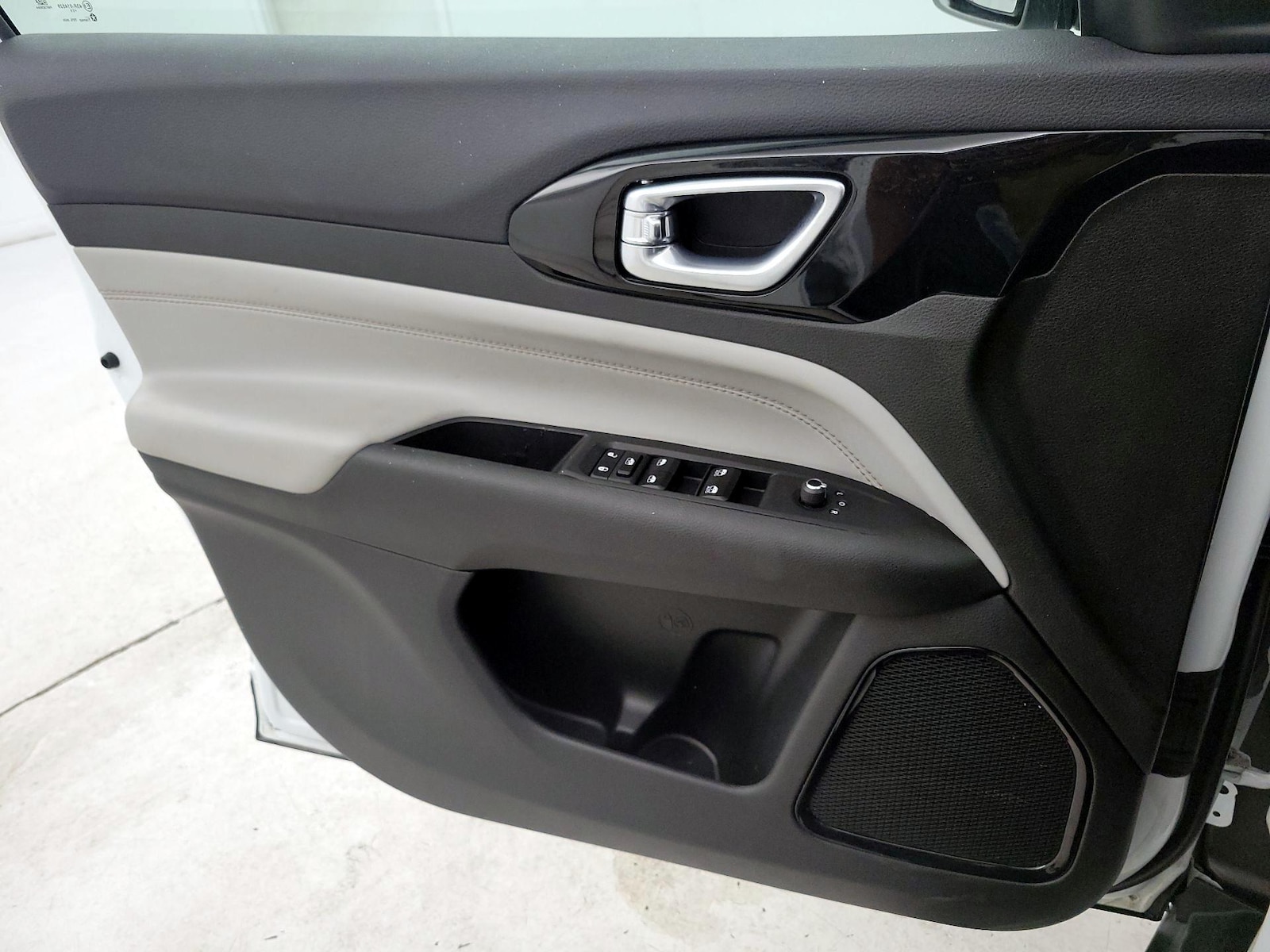 2025 Jeep Compass Limited - Photo 13
