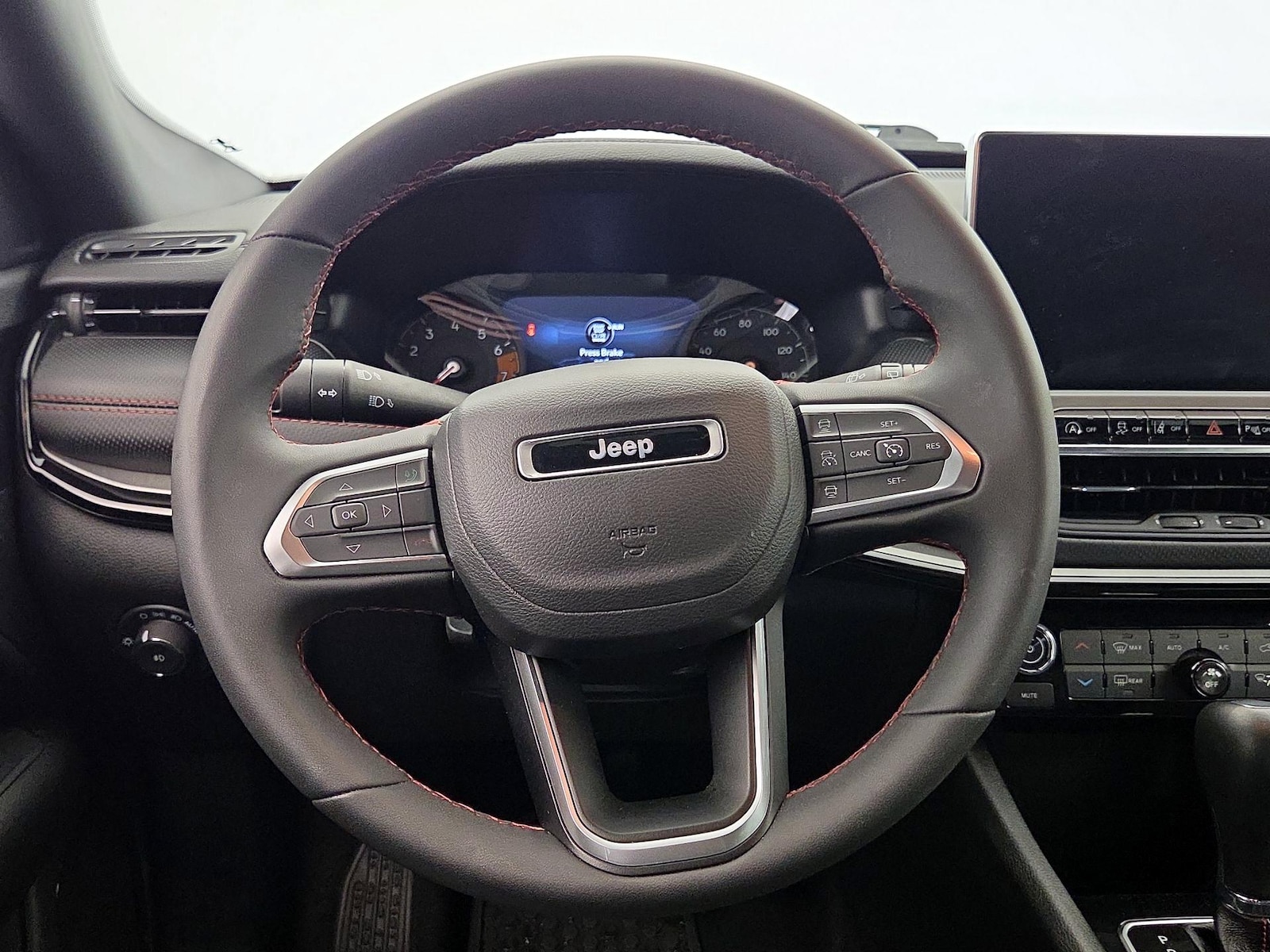 2025 Jeep Compass Trailhawk - Photo 11
