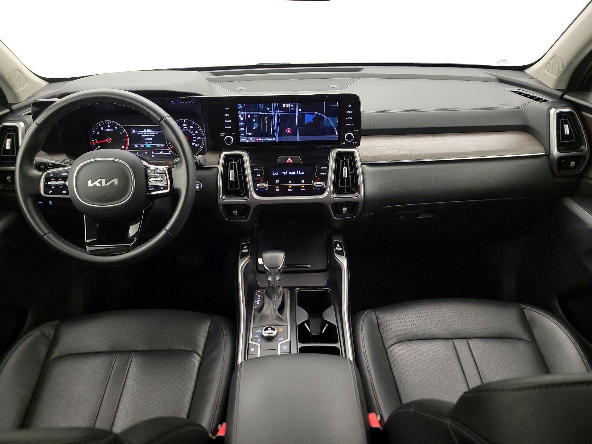 Thumbnail: 2022 Kia Sorento - 9