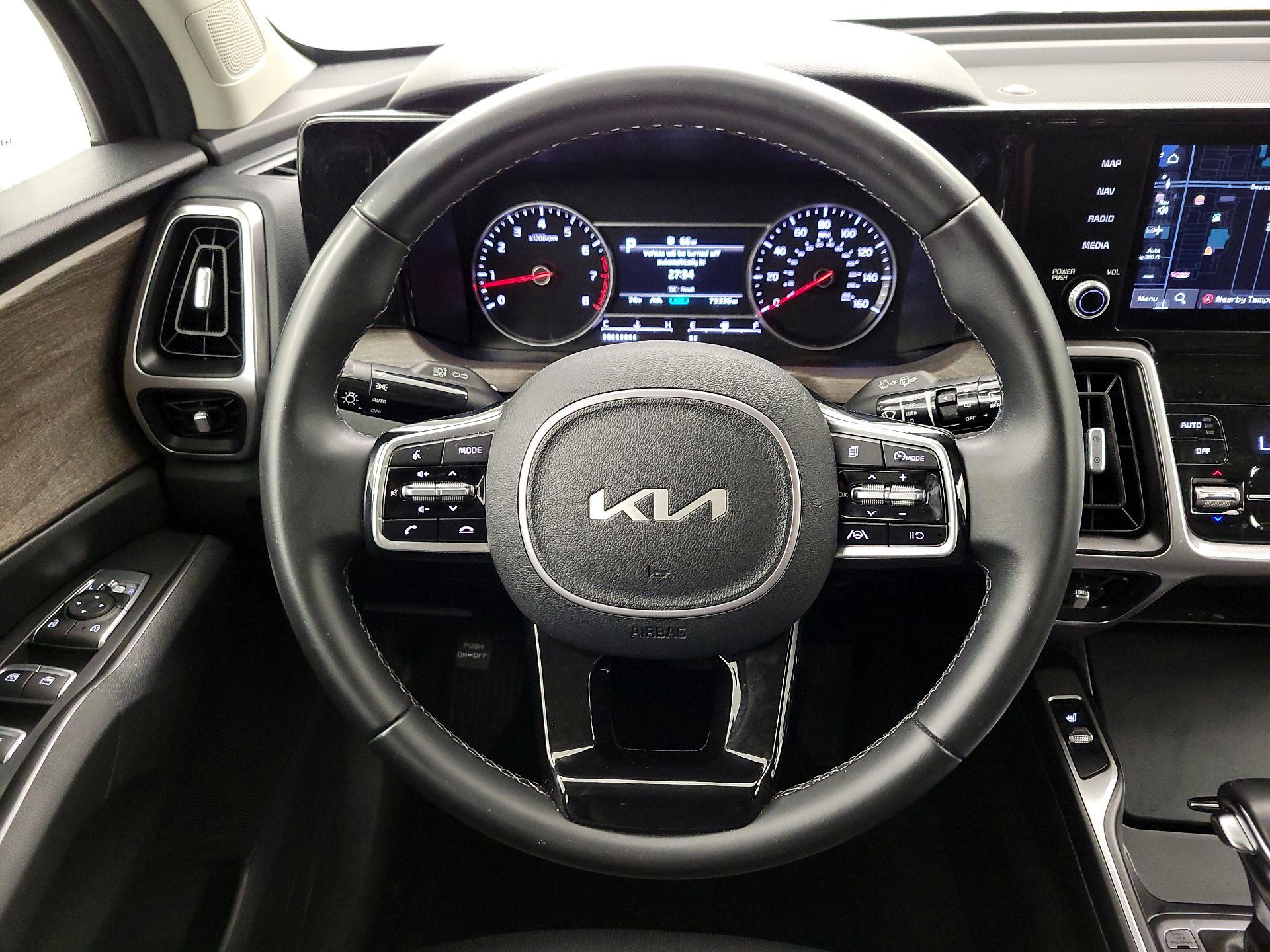 Thumbnail: 2022 Kia Sorento - 10