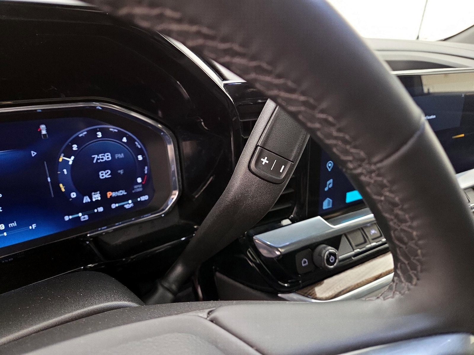2026 Chevrolet Silverado 1500 RST - Photo 18