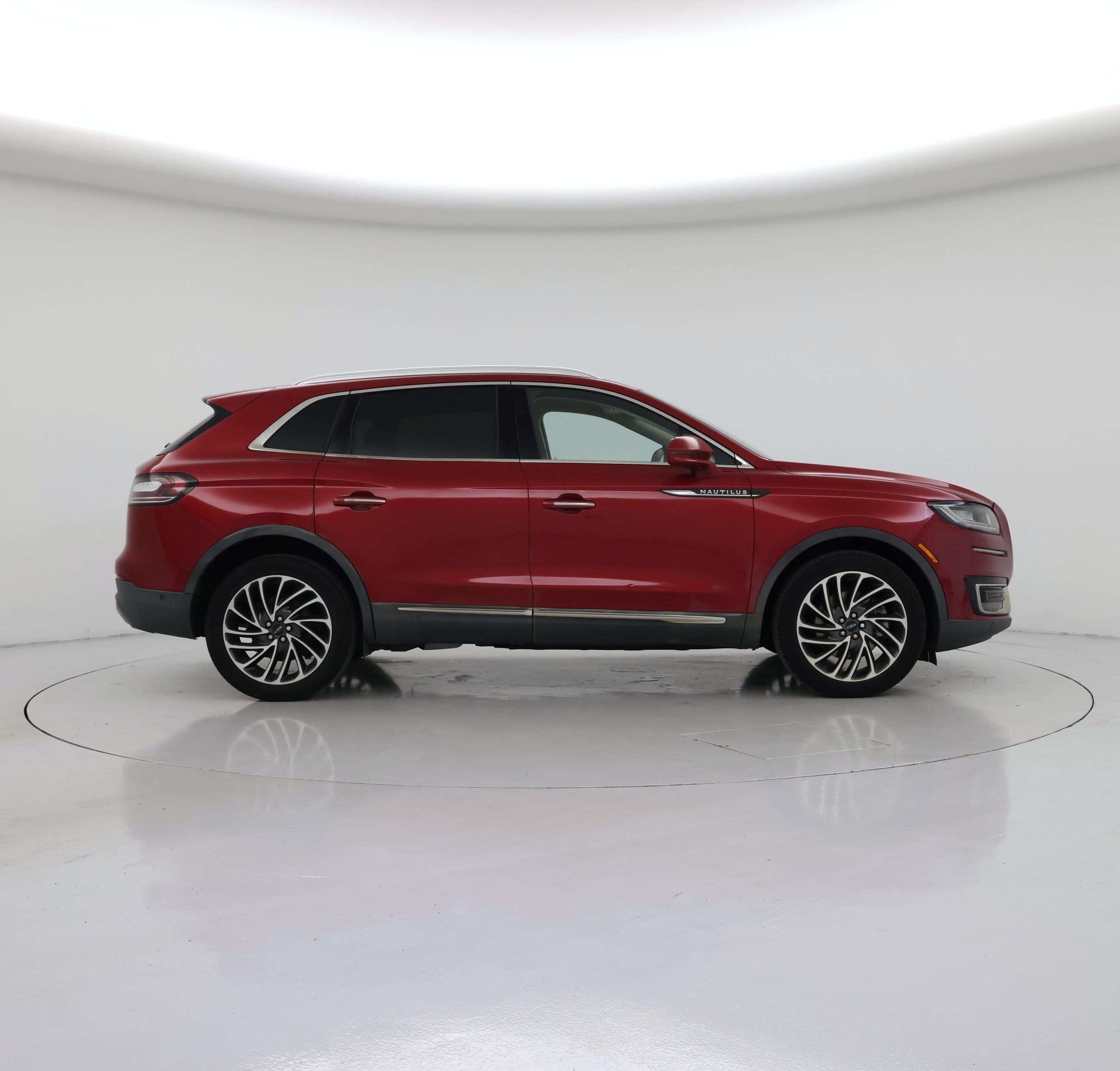 Thumbnail: 2020 Lincoln Nautilus - 7