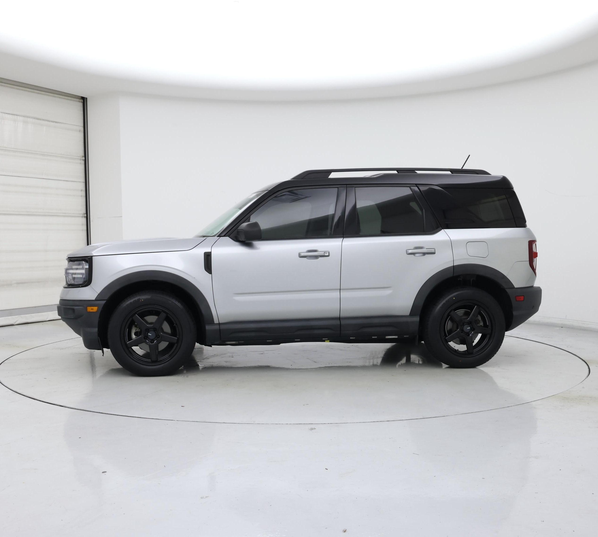 Thumbnail: 2021 Ford Bronco Sport - 3