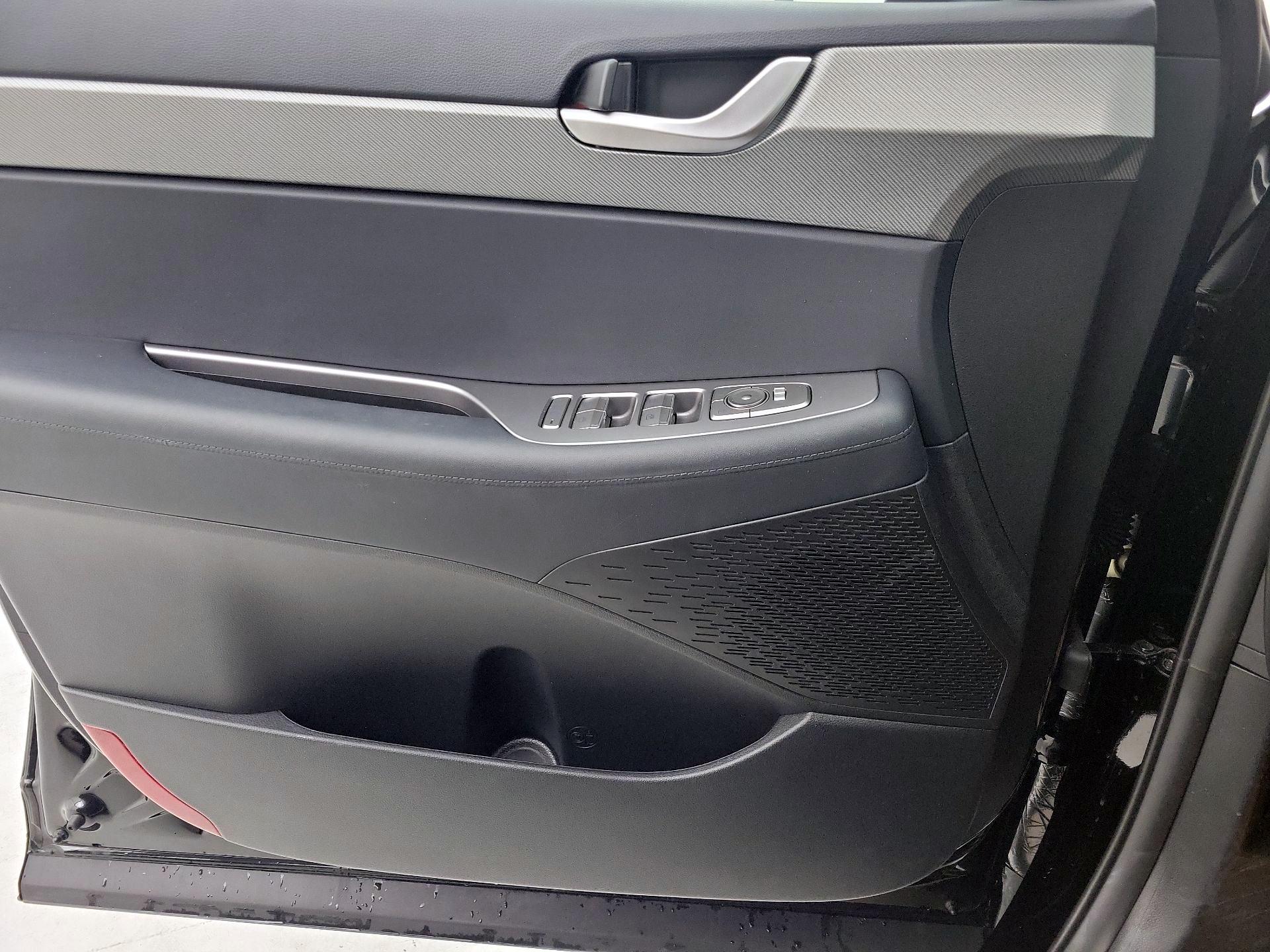 Thumbnail: 2025 Hyundai Palisade - 12