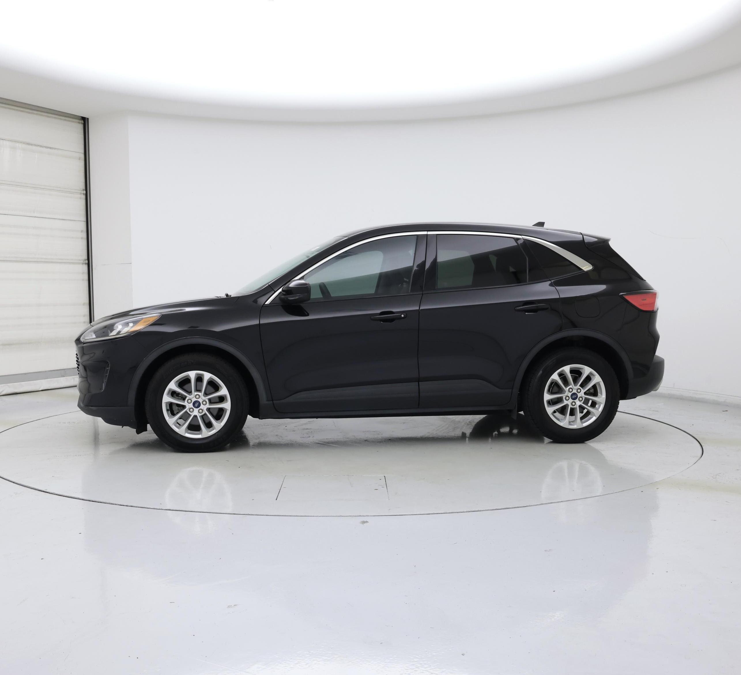 Thumbnail: 2020 Ford Escape - 3