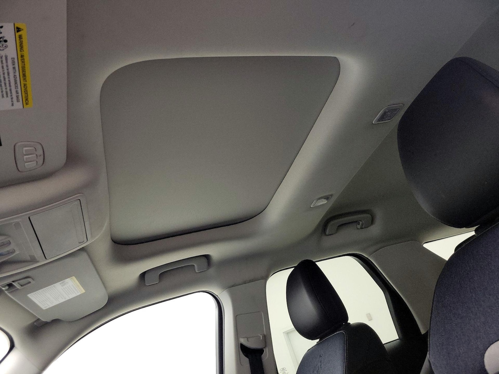 Sunroof(s) & Overhead Airbags