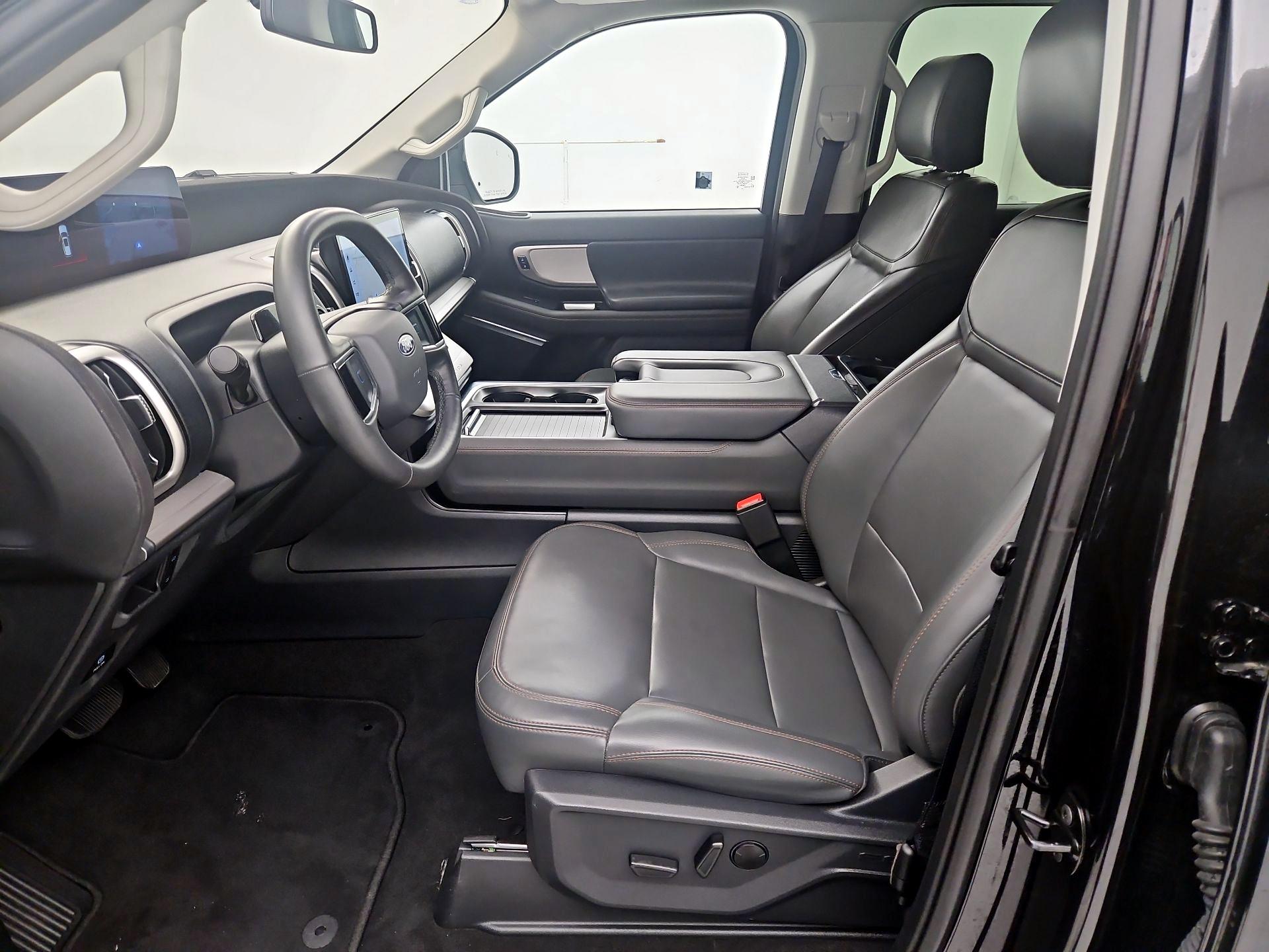 Thumbnail: 2025 Ford Expedition MAX - 11
